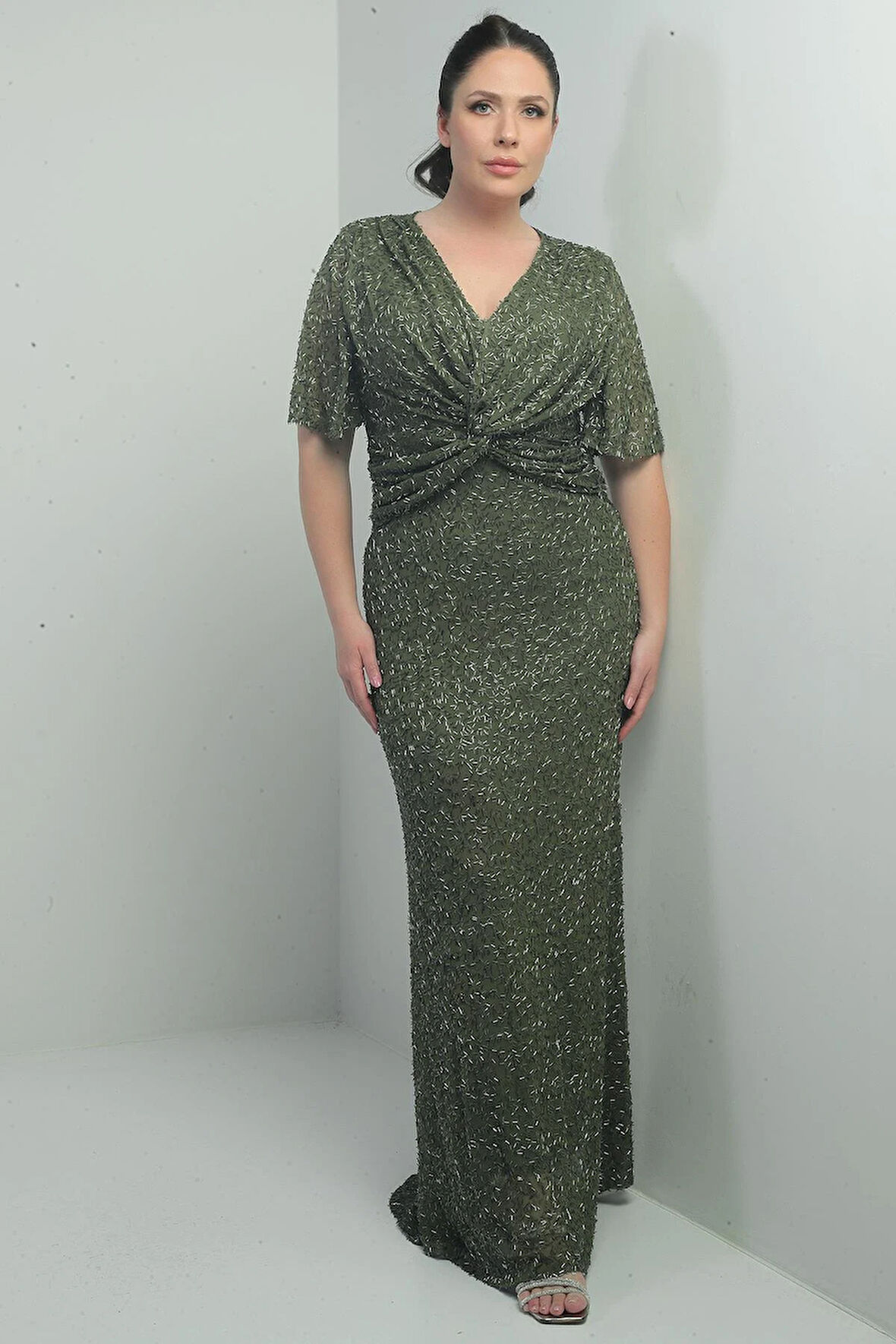 Kadın V Yaka Astarlı Önü Düğüm Detaylı Boru Boncuk İşlemeli Büyük Beden Uzun Elbise