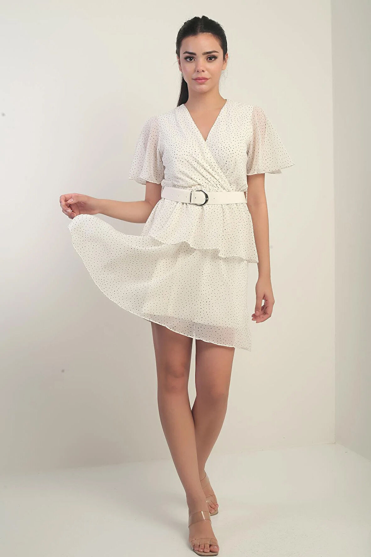 Kadın Kruvaze Yaka Beli Kemerli Astarlı Benekli Kat Kat Şifon Kısa Elbise