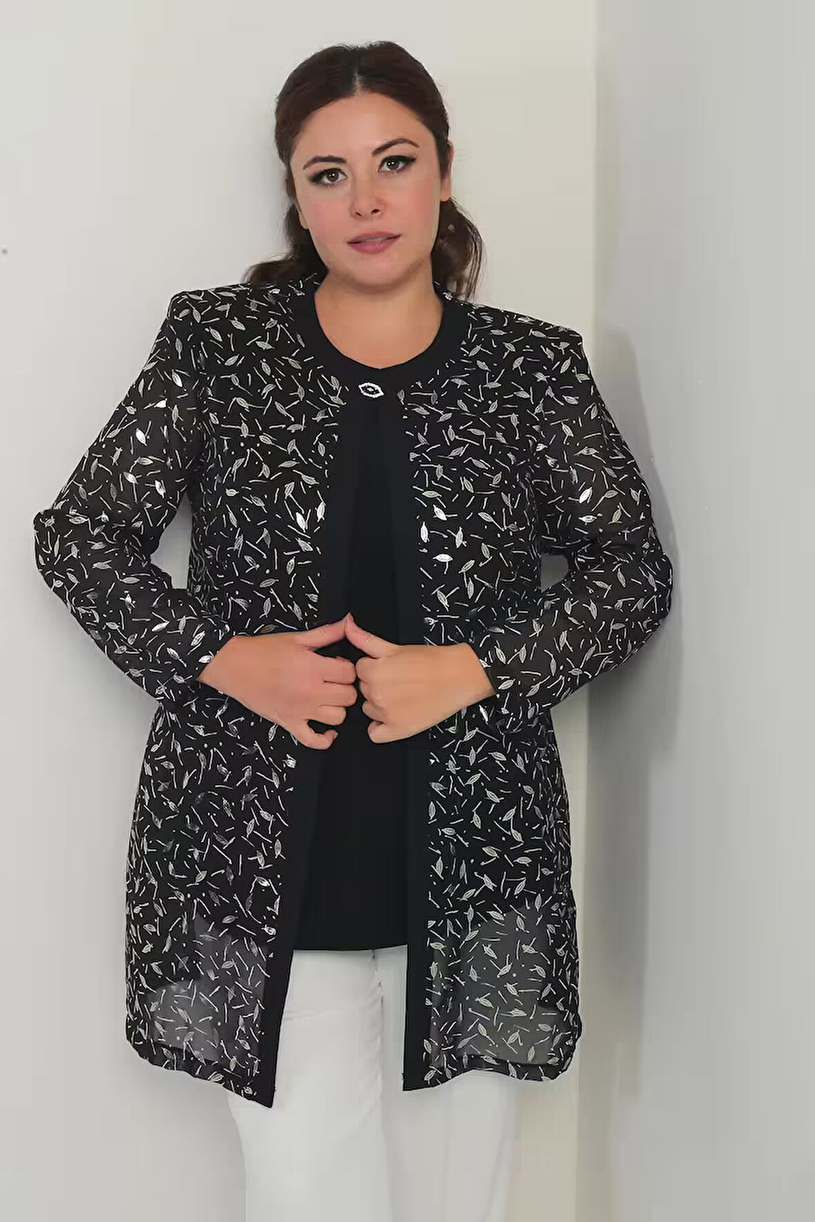 Kadın Uzun Kollu Likralı Bluz Yaldızlı Yaprak Baskılı Şifon Ceket Büyük Beden 2'li Takım