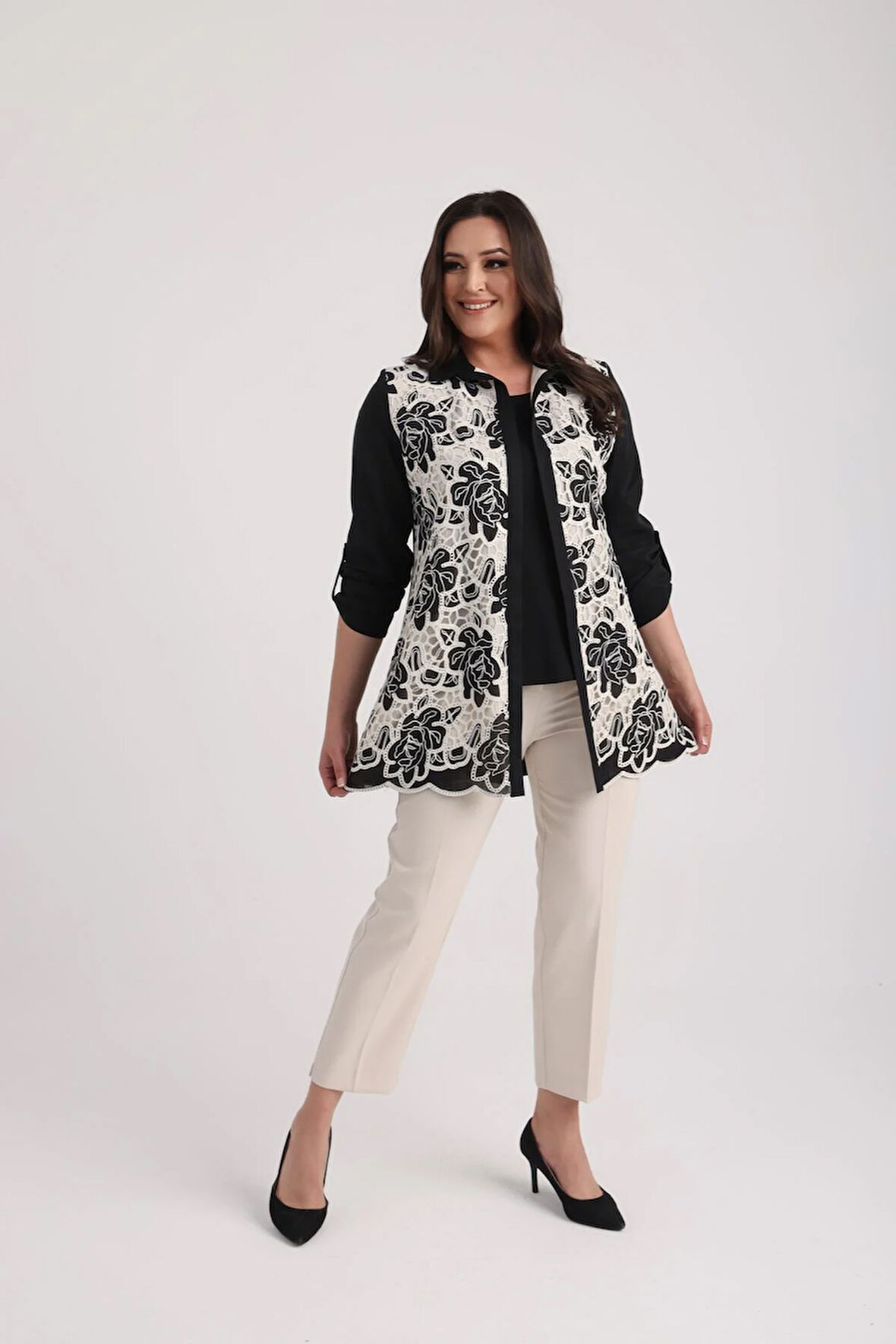 Kadın Kolsuz Likralı Bluz Kol Katlamalı Dantelli Ceket Büyük Beden 2'li Takım