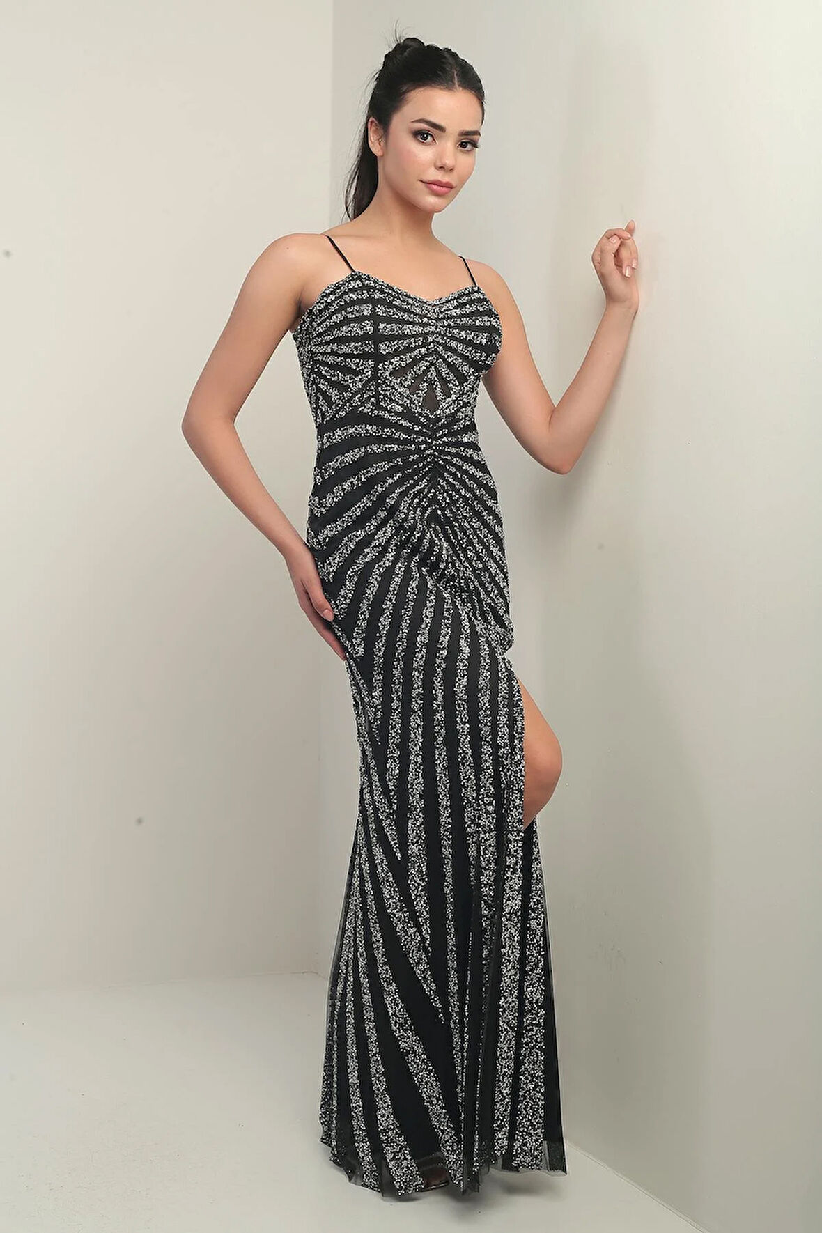 Kadın İp Askılı Flok Taş Baskılı Astarlı Tül Uzun Elbise