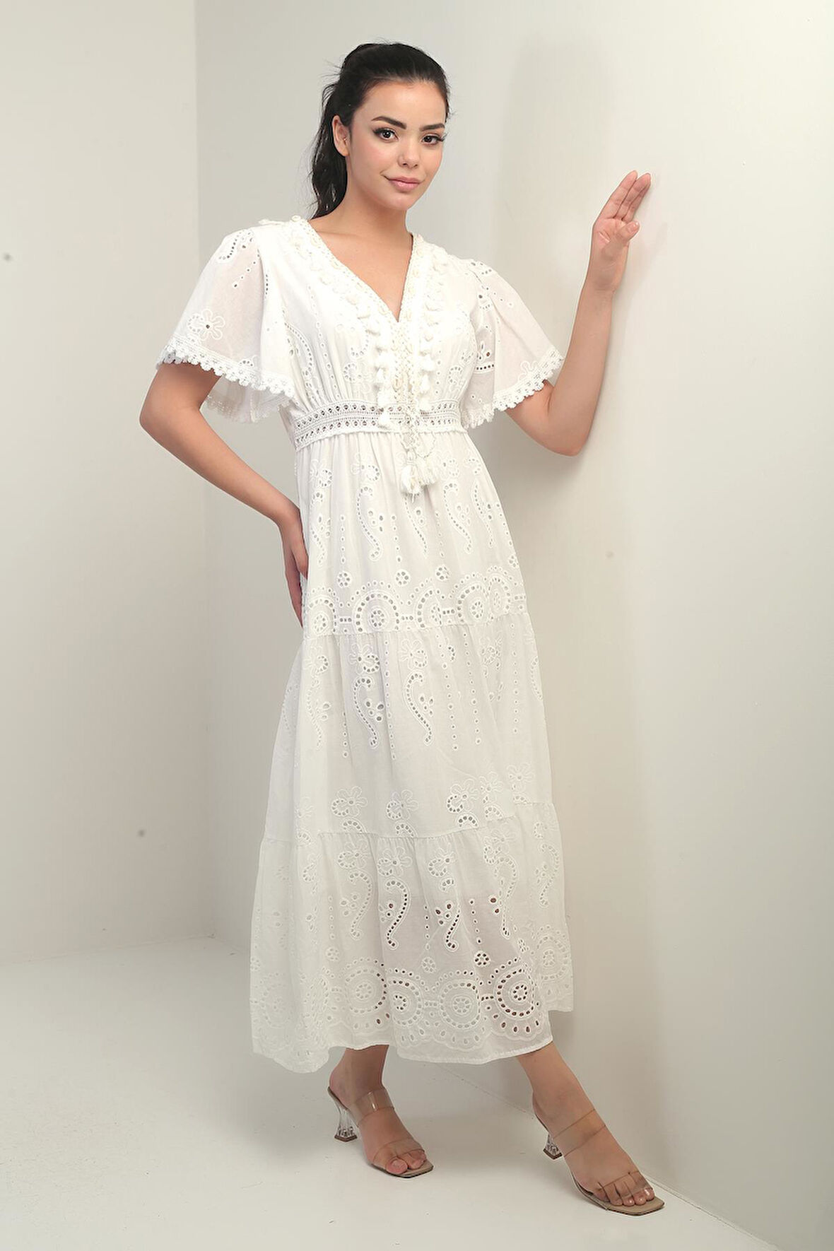 Kadın V Yaka Önü Püsküllü Astarlı Uzun Fisto Elbise