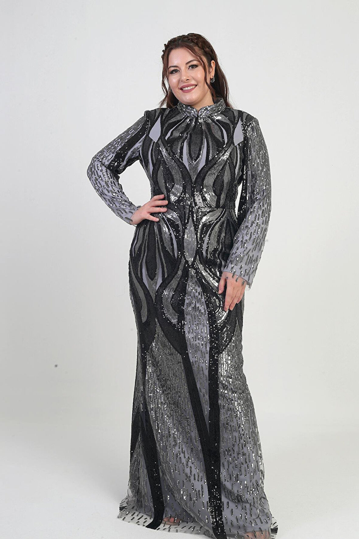 Kadın Dik Yaka Pul İşlemeli Astarlı Büyük Beden Uzun Elbise