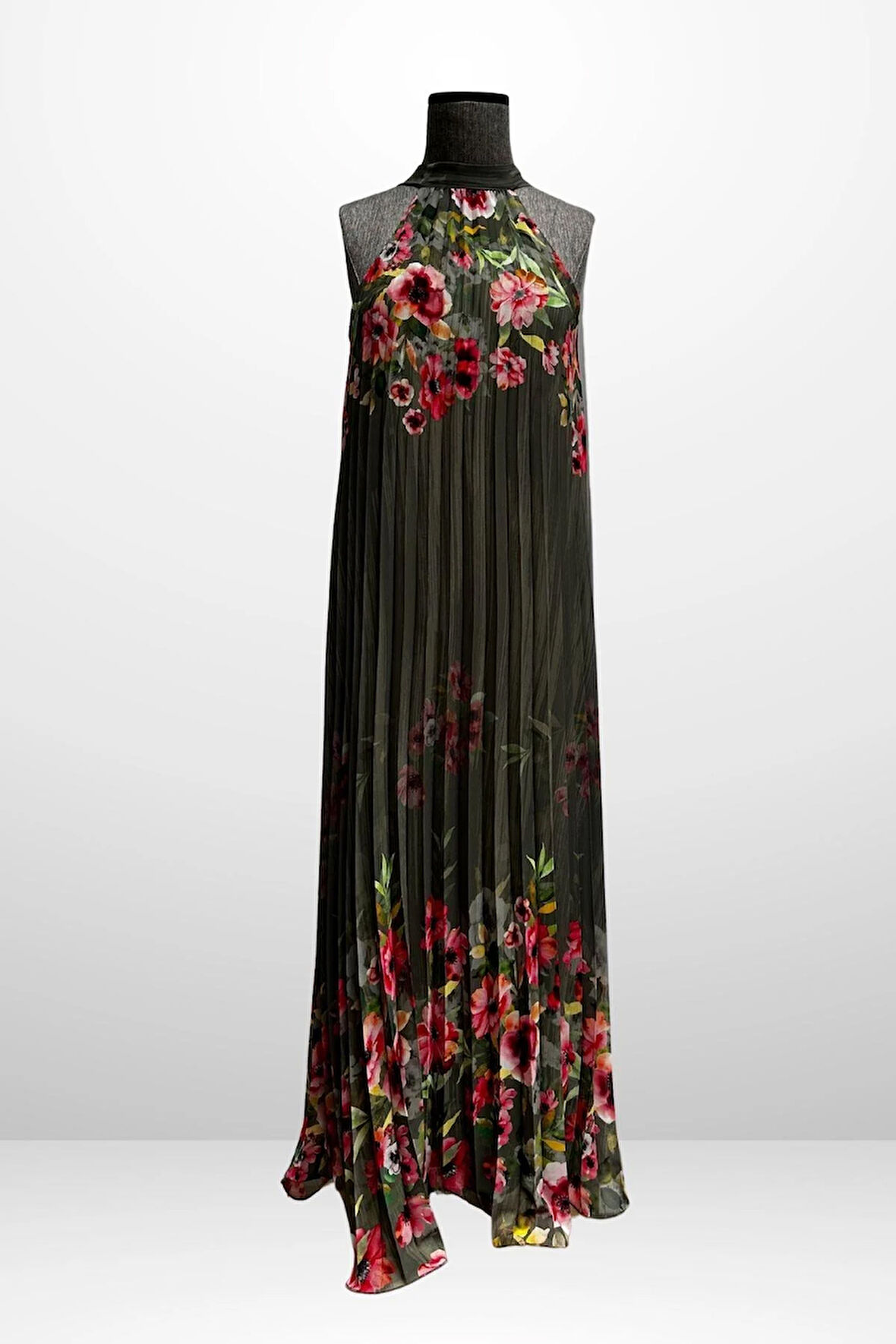 Kadın Çiçek Desenli Astarlı Plisoley Şifon Uzun Elbise