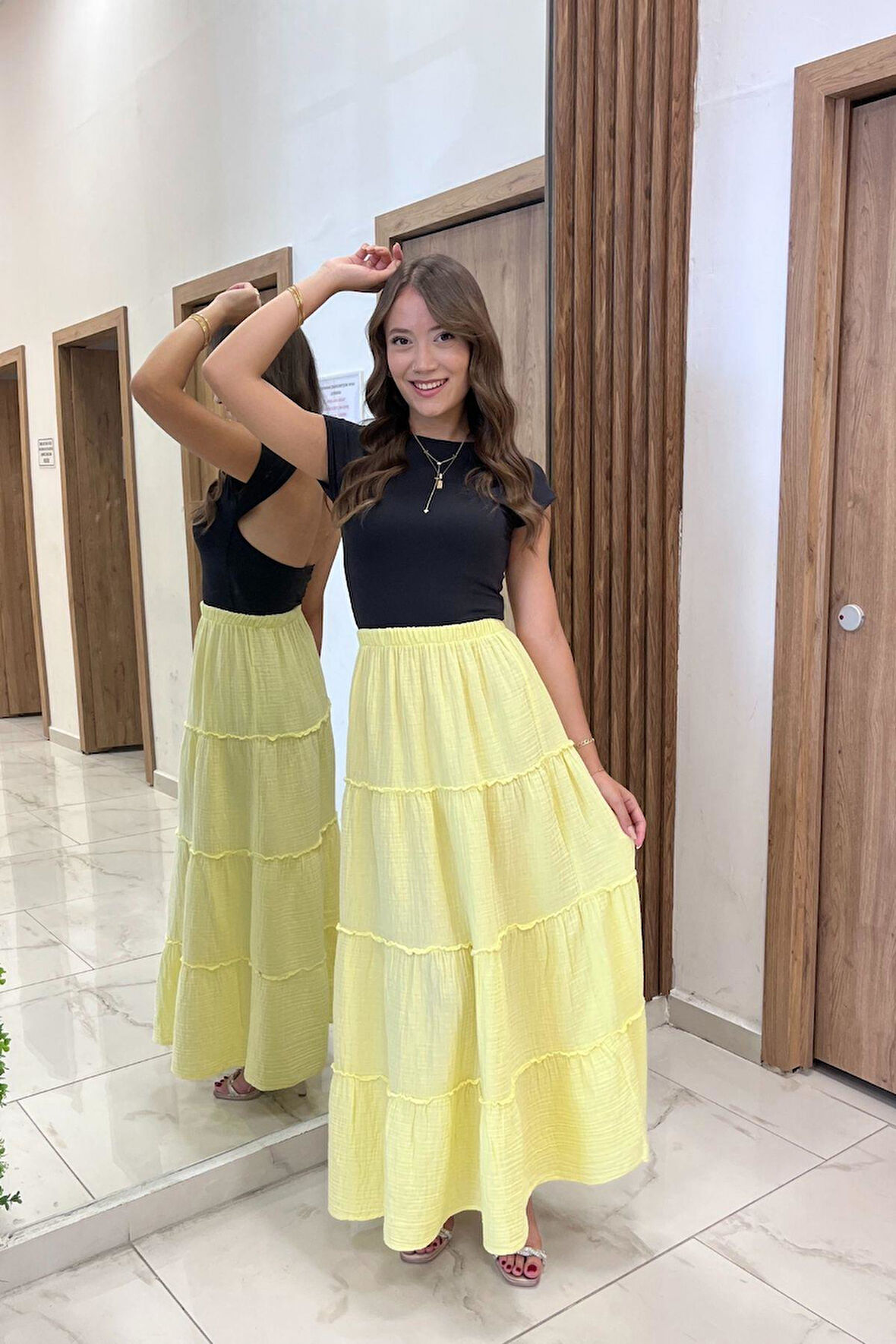 Kadın Beli Lastikli Katlı Müslin Uzun Etek