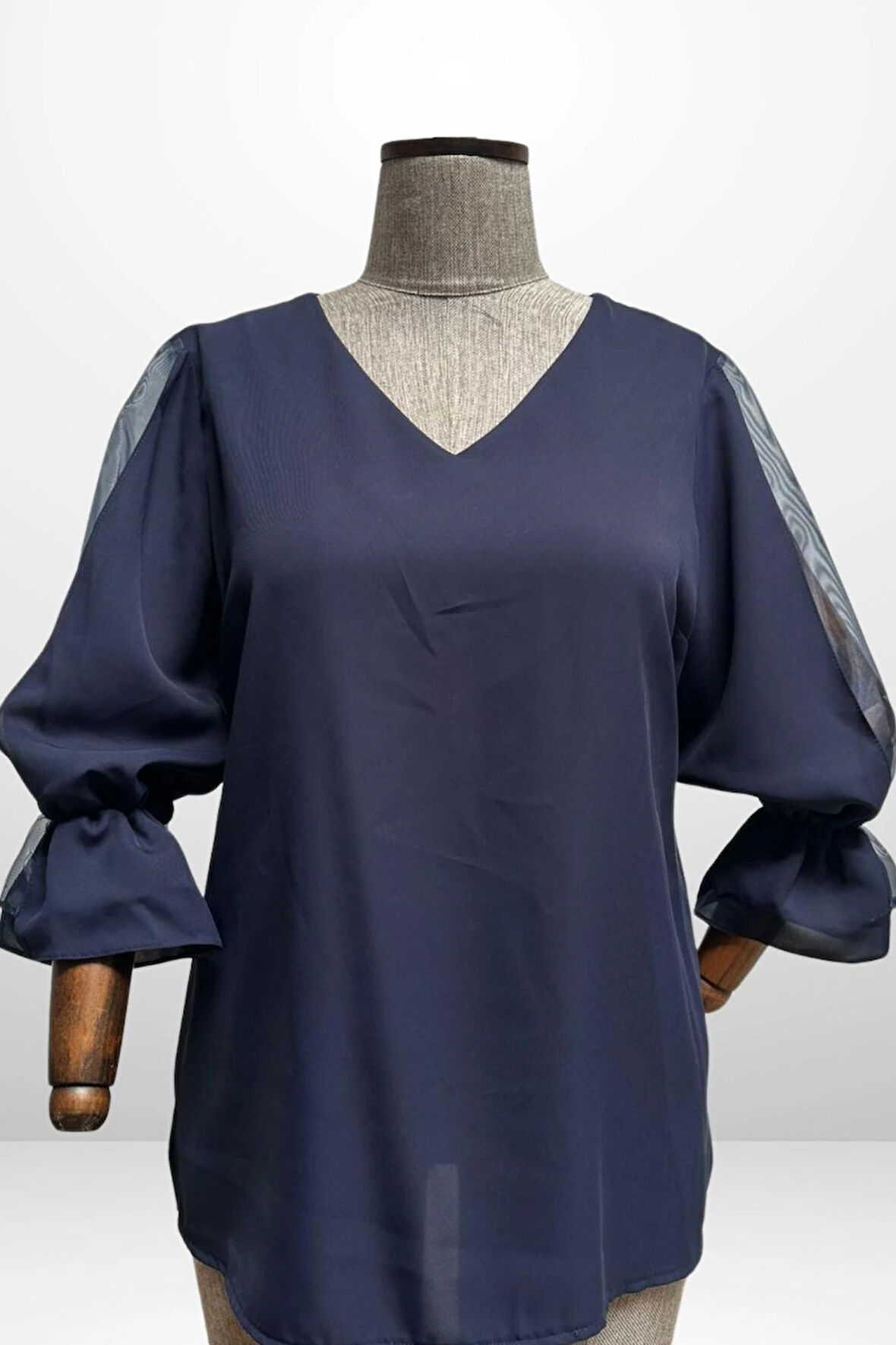 V Yaka Yarı Organze Krep B.B. Bluz