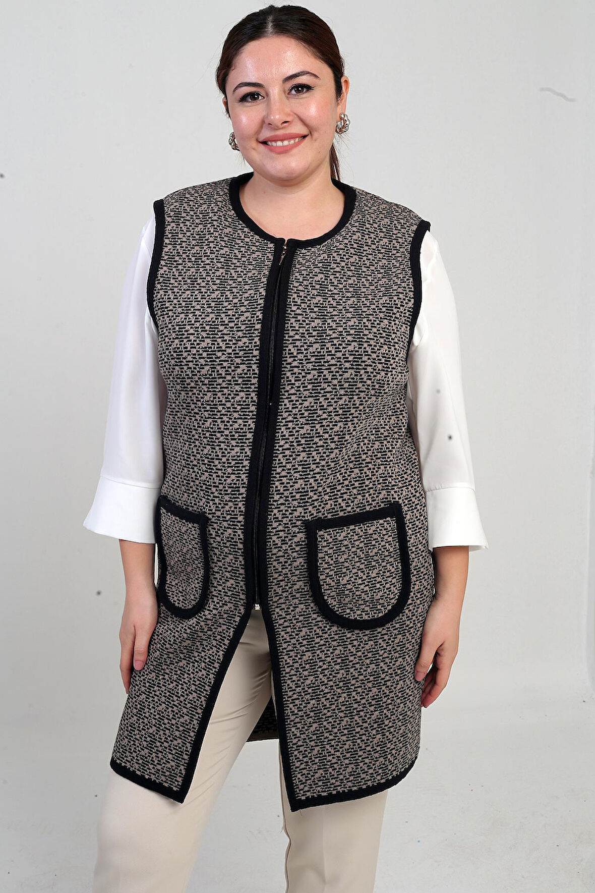 Kadın Önü Fermuarlı Cepli Desenli Büyük Beden Uzun Triko Yelek