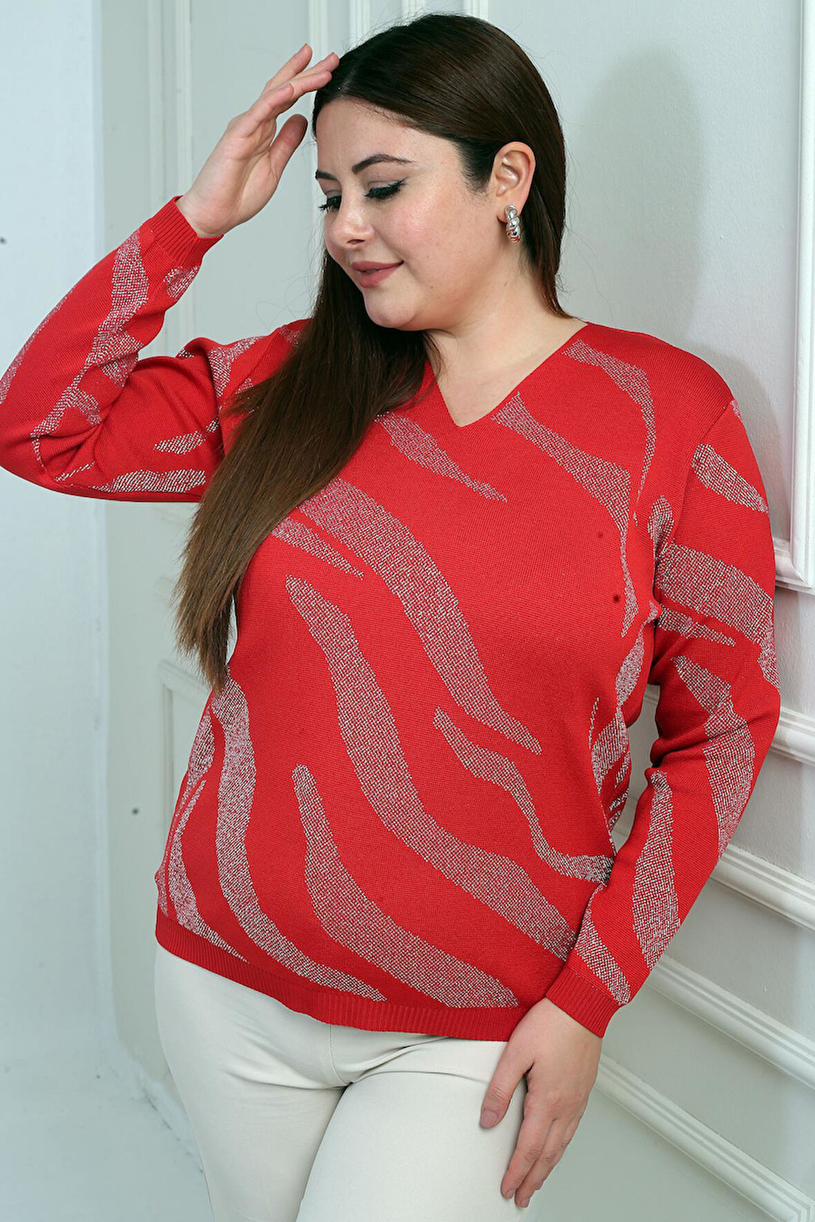 V Yaka Simli Zebra Desen Büyük Beden Bluz