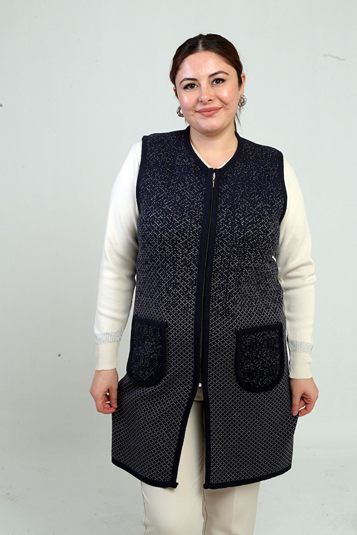 Kadın Önü Fermuarlı Artı Desenli Cepli Büyük Beden Uzun Hırka