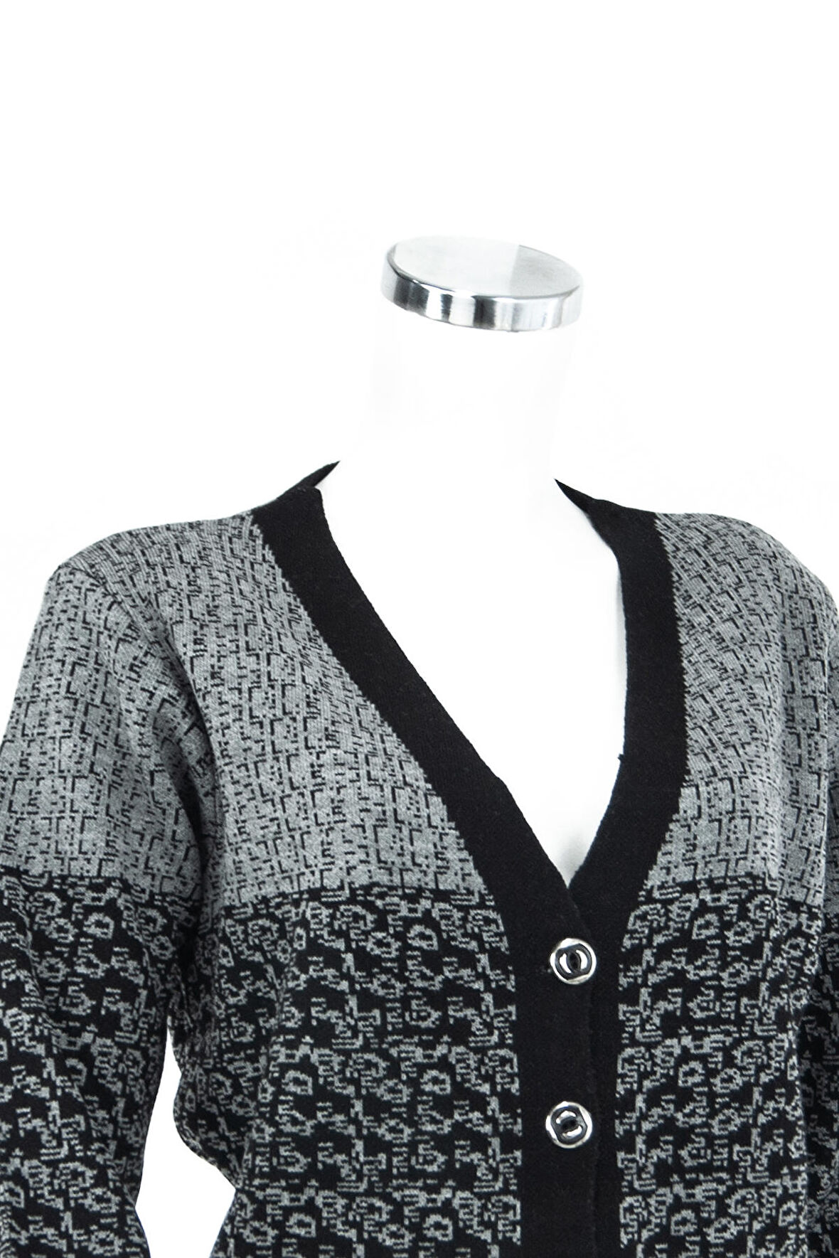 Oppland Kadın Gri Kışlık Motifli Çift Cepli Önü Düğmeli Normal Kesim Likralı Yünlü Kumaş Anne Hırka