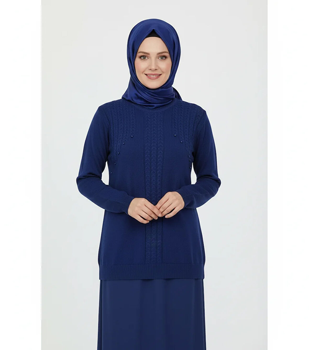 Oppland Kadın Kışlık Triko Kazak Bisiklet Yaka Boncuk Detaylı Motifli Rahat Tam Kalıp