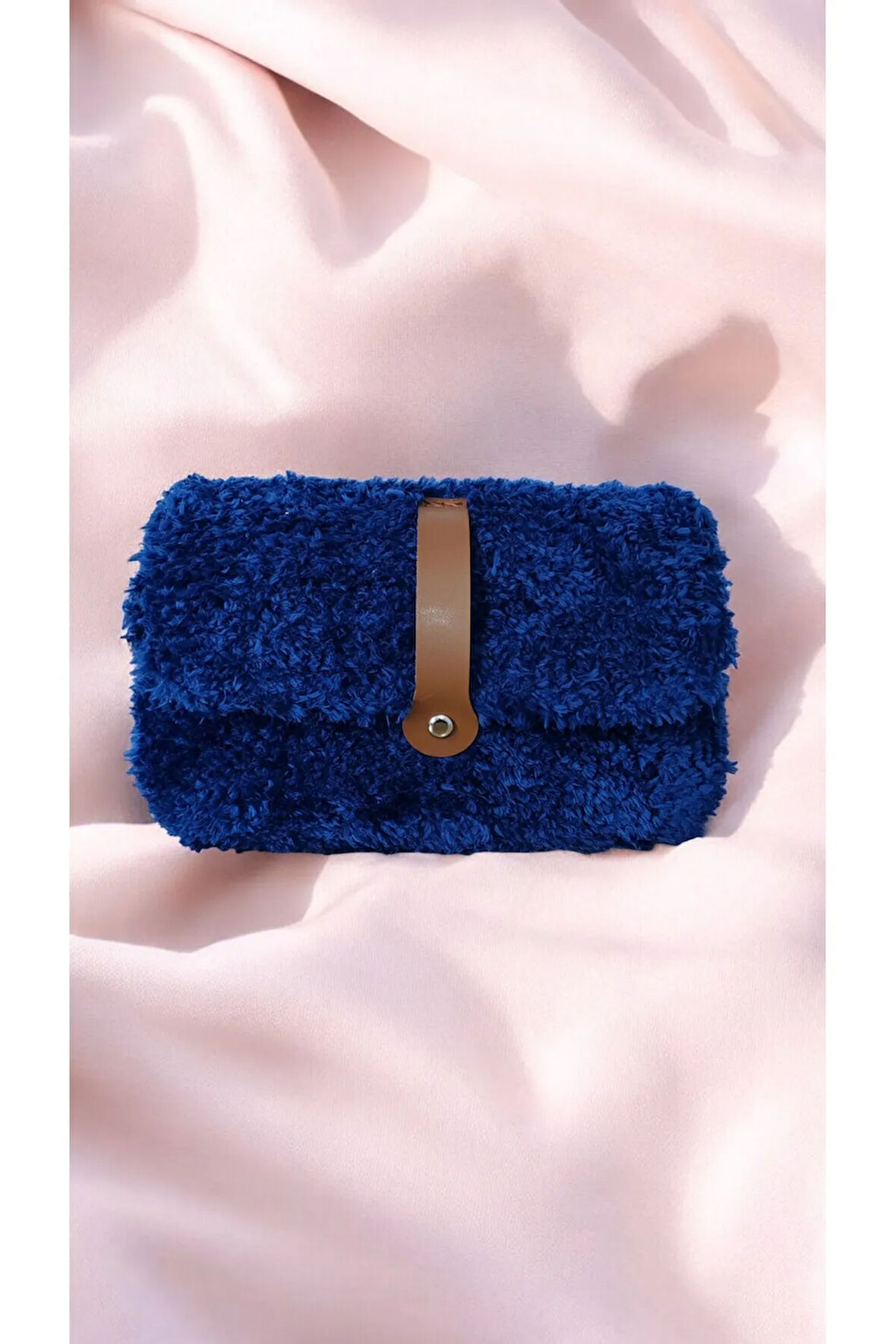 El Yapımı Lacivert Welsoft Omuz Çantası