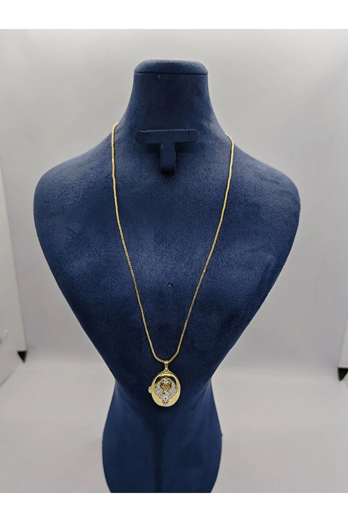 Gold Renk Çelik Alya Kolye