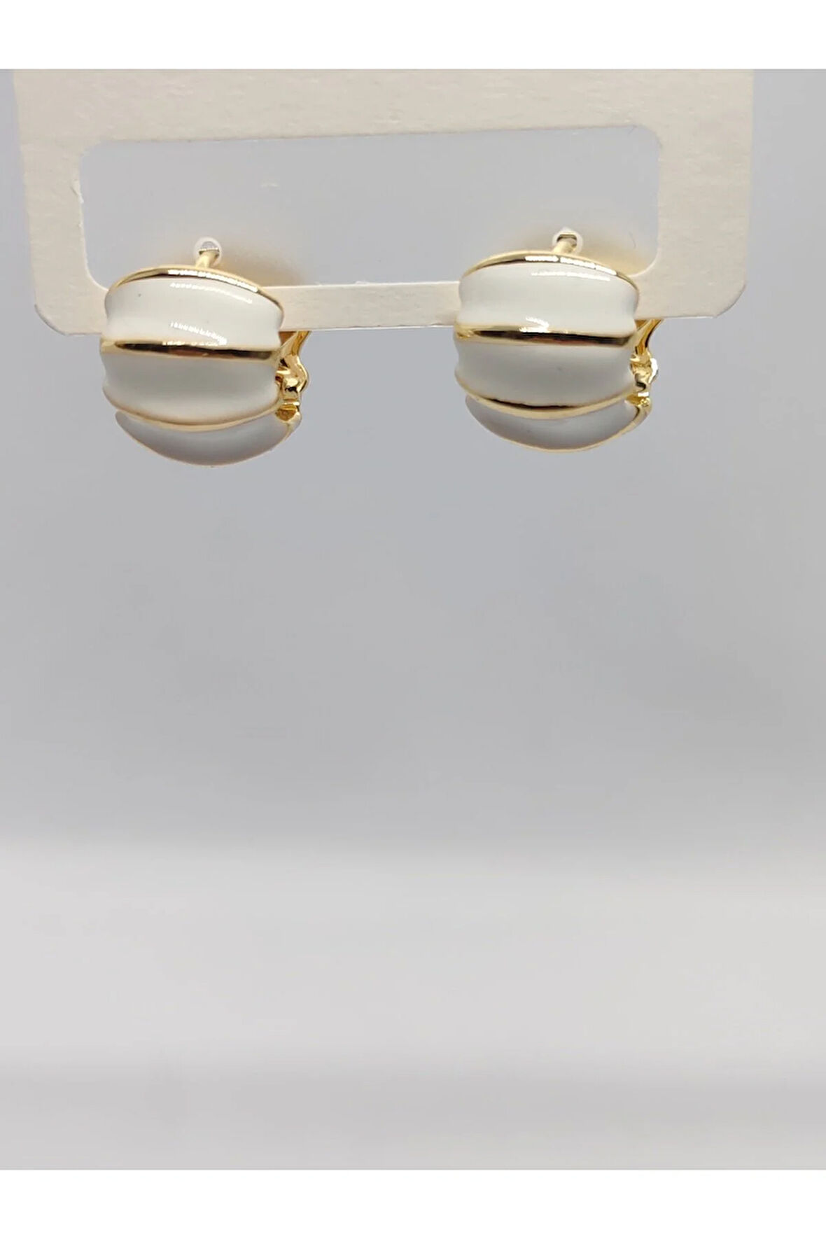 Çelik Kalın Halka Boğumlu Beyaz Küpe