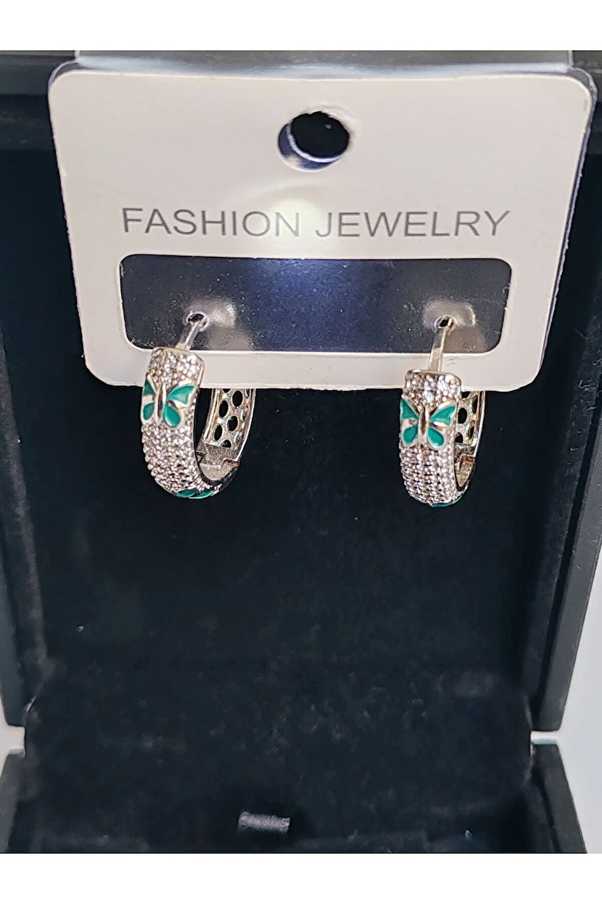 Çelik Halka Gümüş Renk Kelebekli Küpe