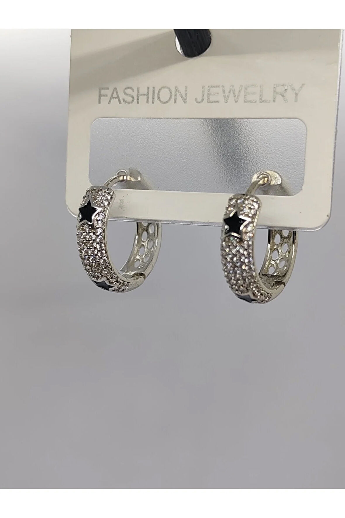 Çelik Halka Gümüş Renk Yıldız Şekilli Küpe