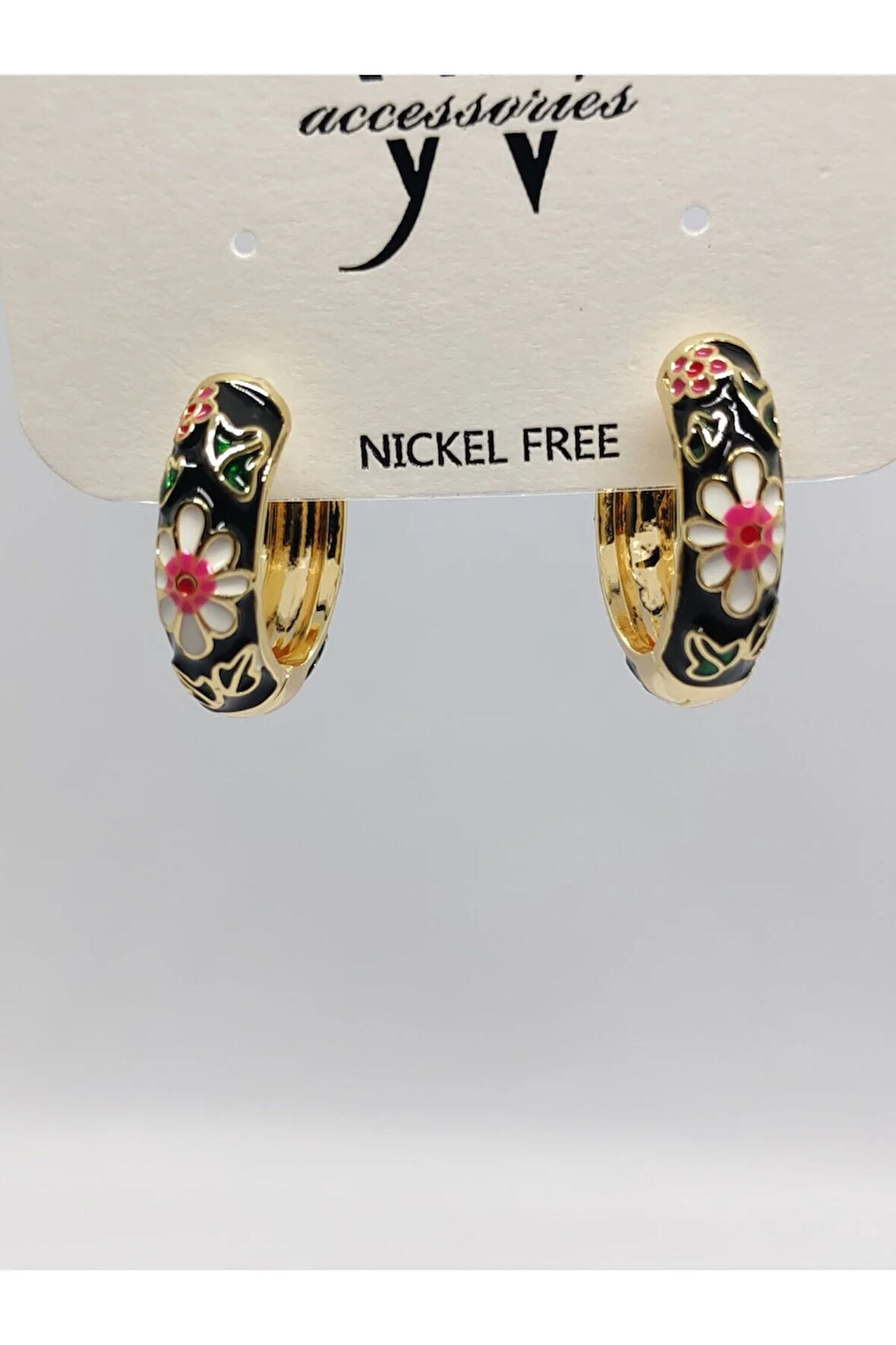 Çelik Halka Siyah Gold Çiçekli Küpe