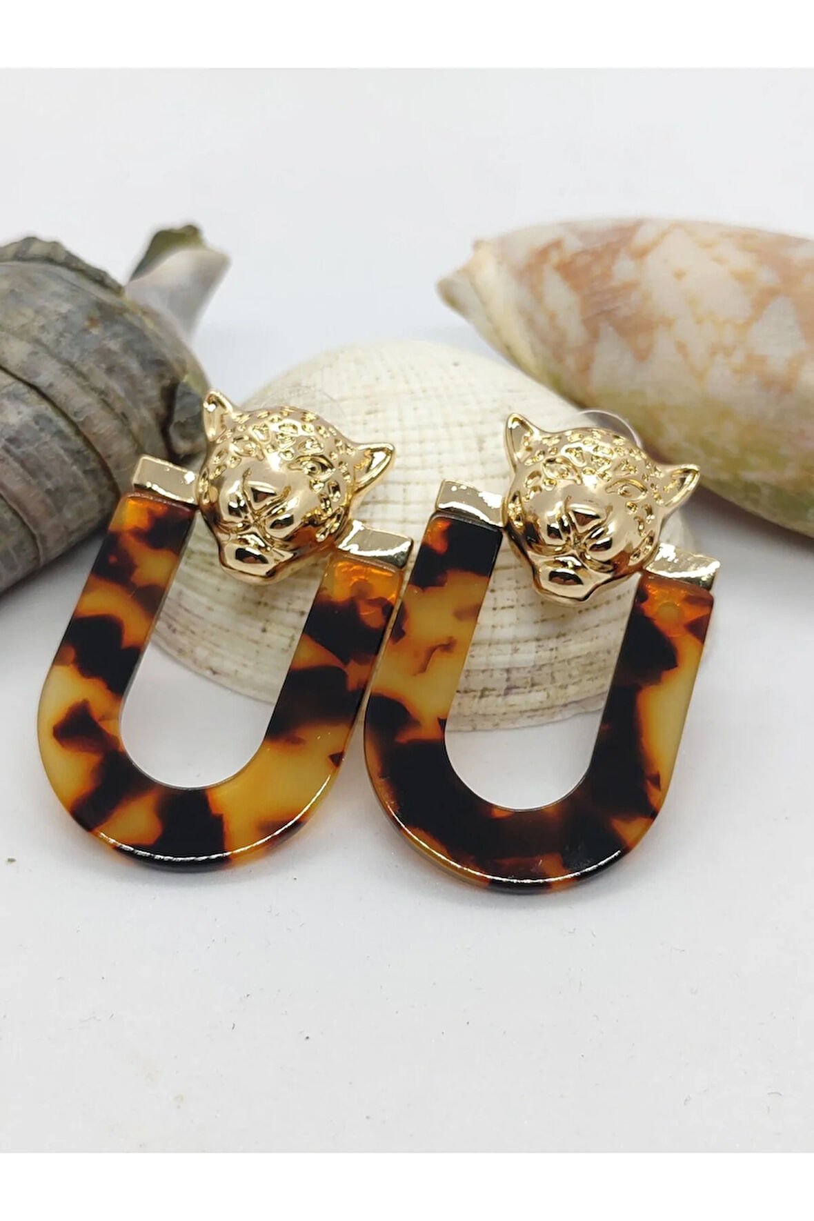 Çelik Kaplan Figürlü Kahve Leopar Desenli Küpe