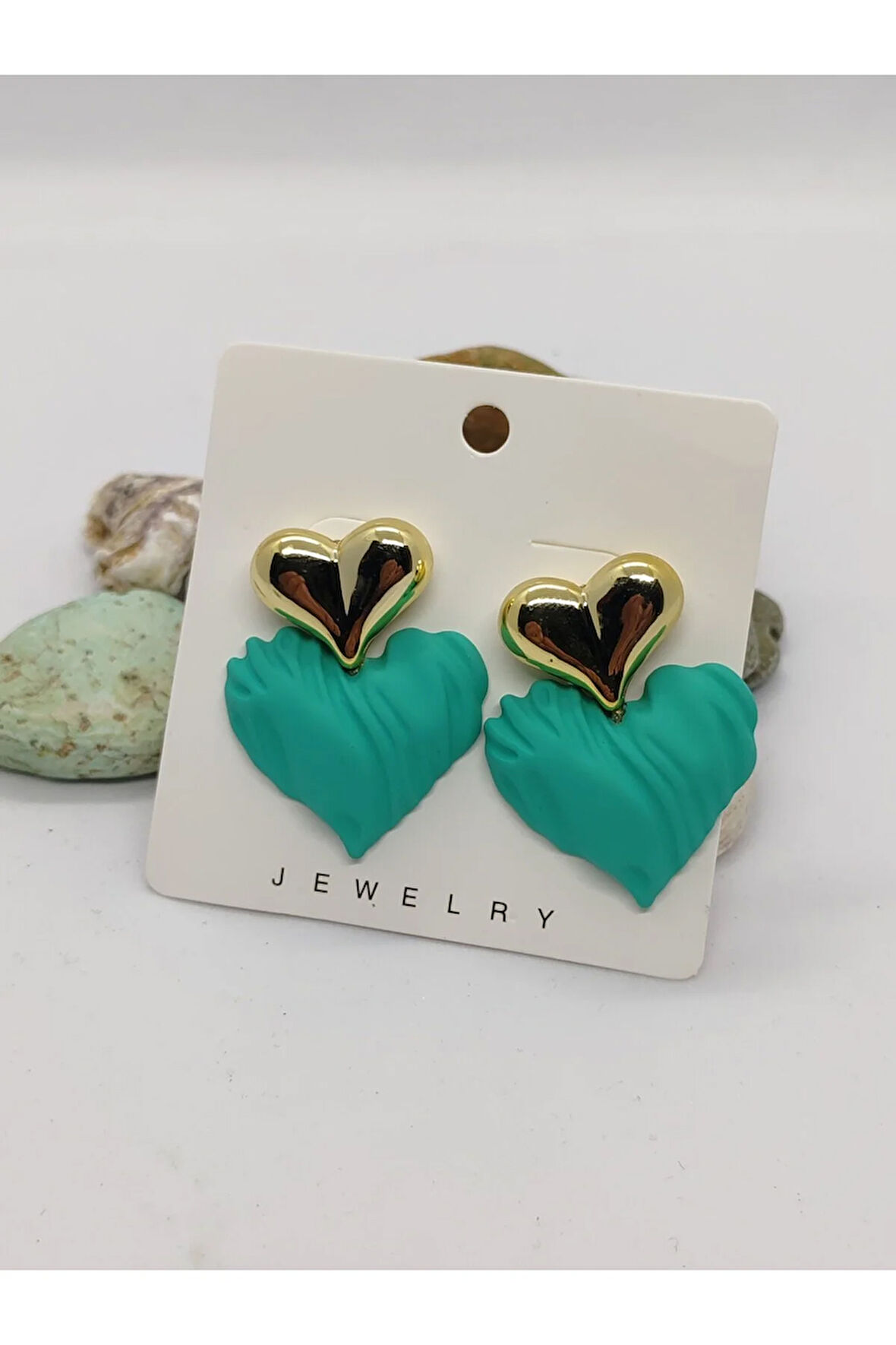 Çelik Sallantılı Kalp Figürlü Yeşil Küpe