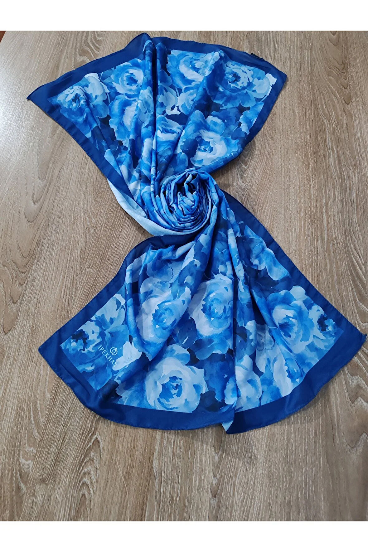 İpekhan Çiçek Desenli Şal Lacivert