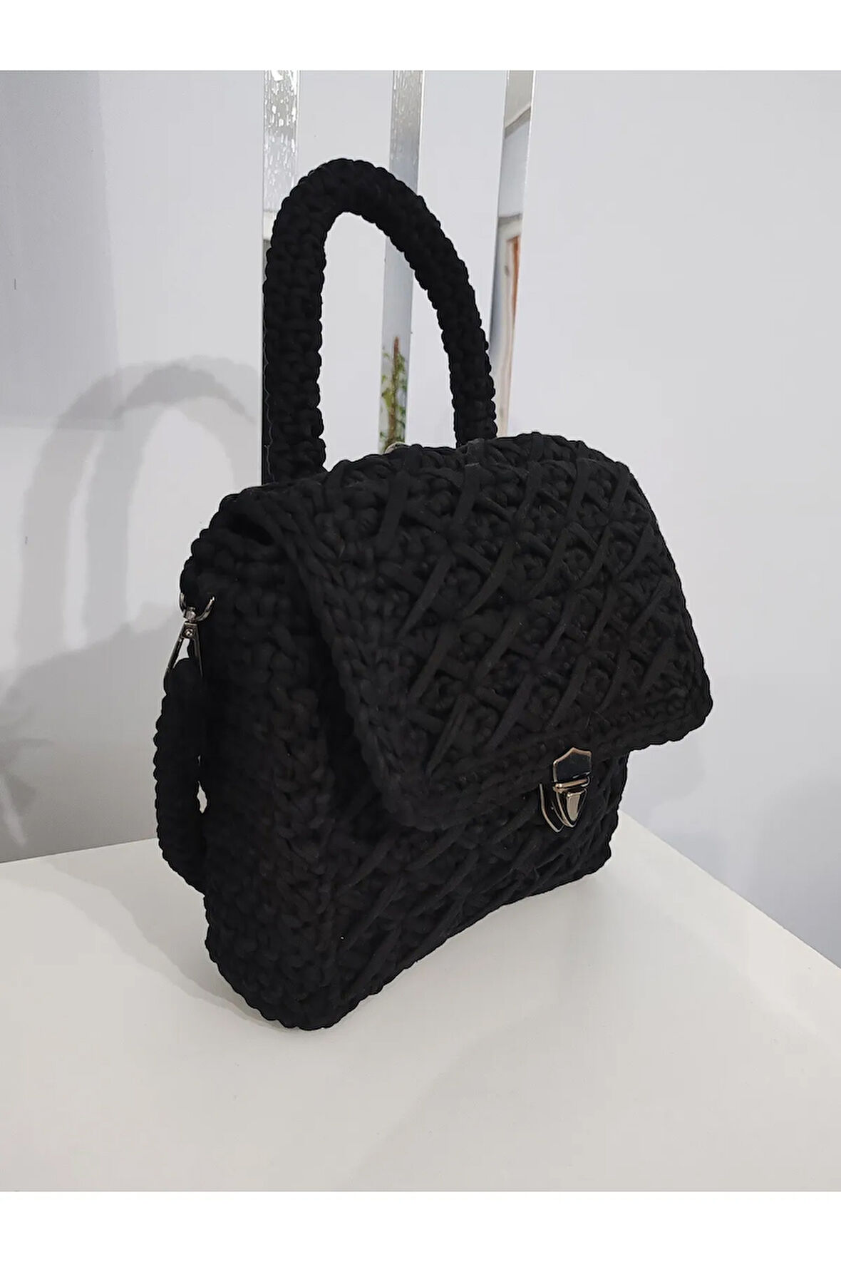 El Yapımı Orta Boy Siyah Renk El ve Sırt Çantası