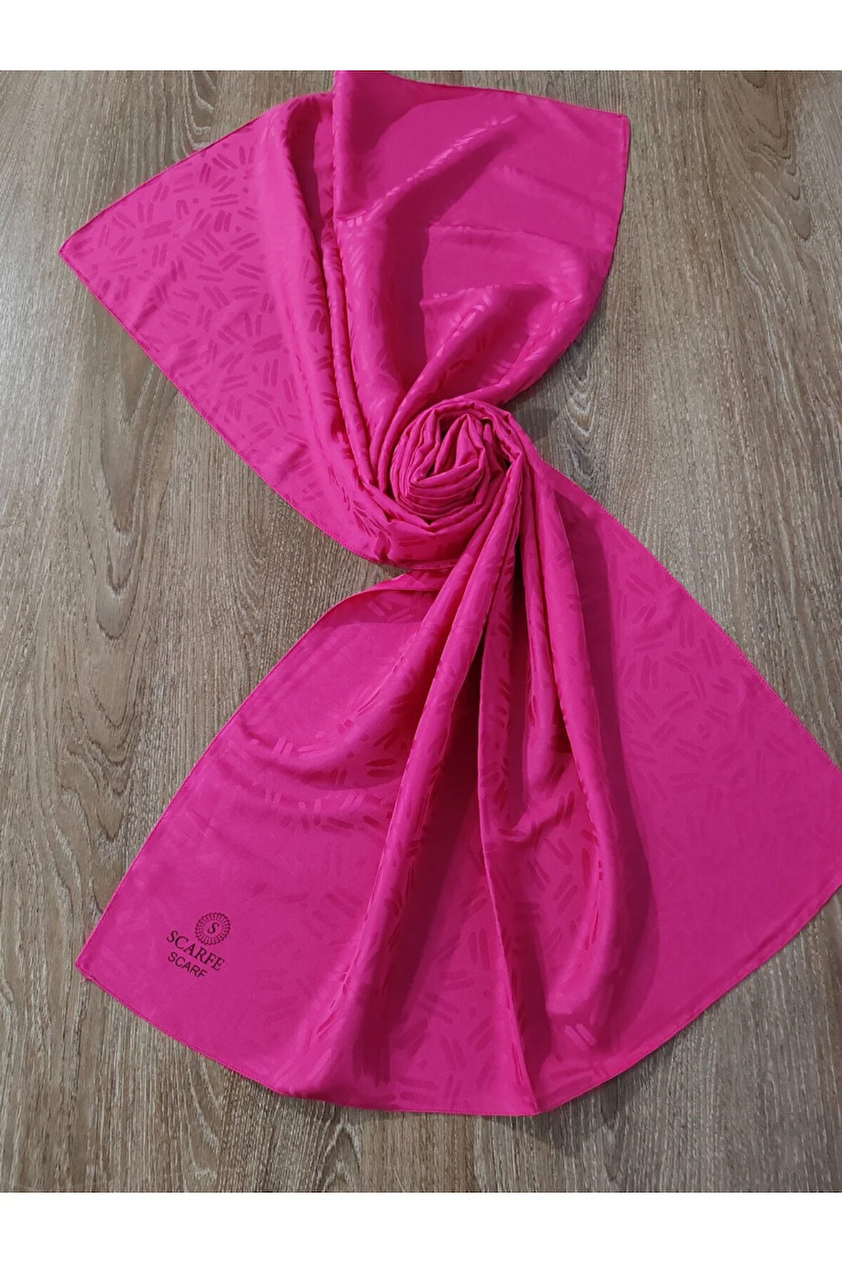 Scarfe Jakarlı Şal Fuşya