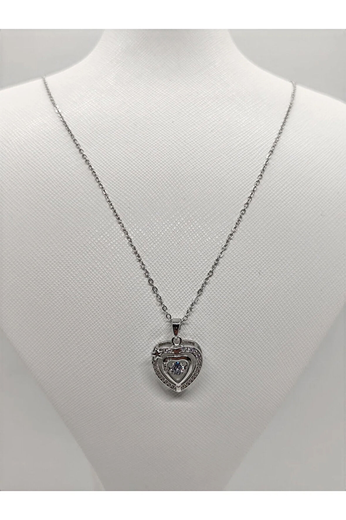 Kalp Figürlü Çelik Kolye Silver