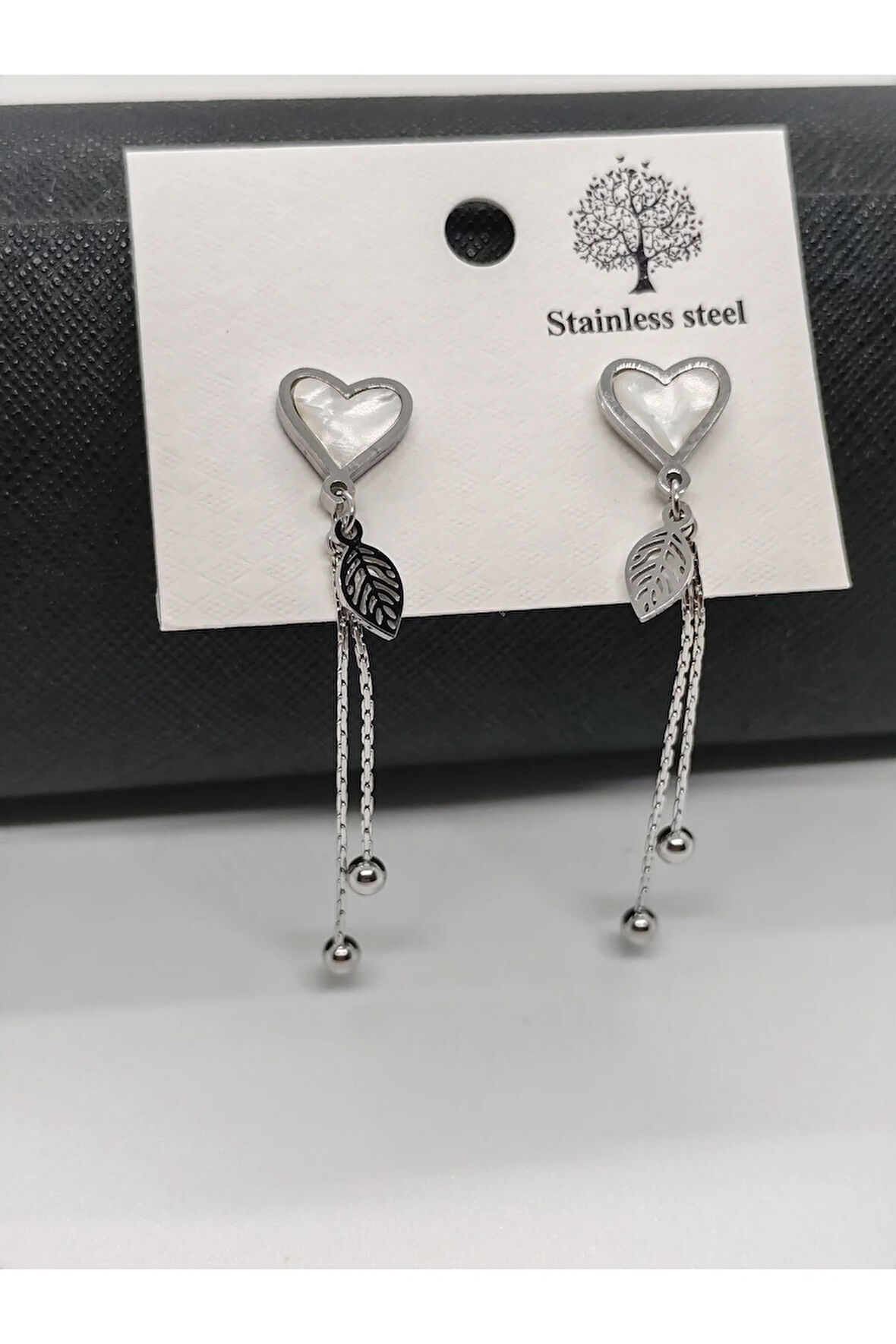 Çelik Sallantılı Kalpli Küpe Silver