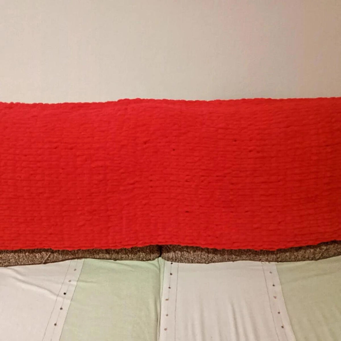 EL ÖRMESİ PUFFY TV BATTANİYE