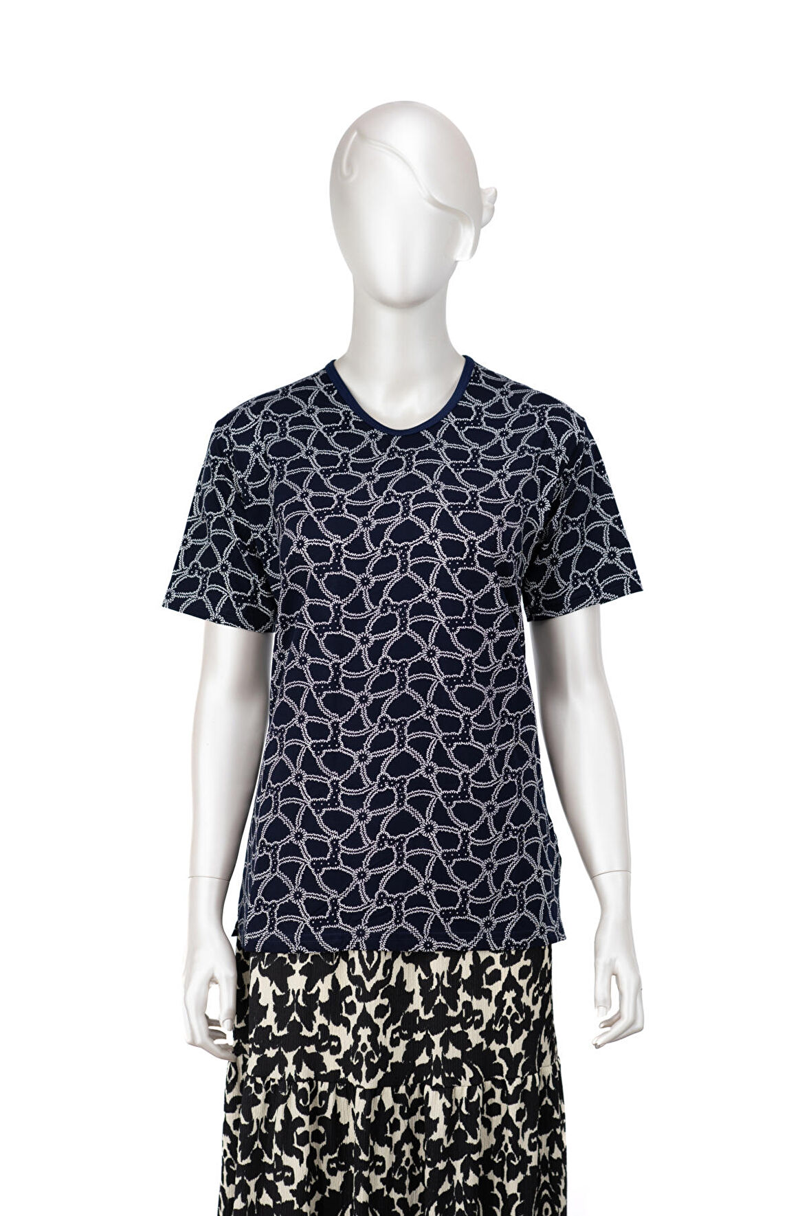 Oppland Kadın Turlu Viskon Penye Kumaş Anne Bluz Bahar Gülü Desenli Kısa Kollu Tam Kalıp Likralı