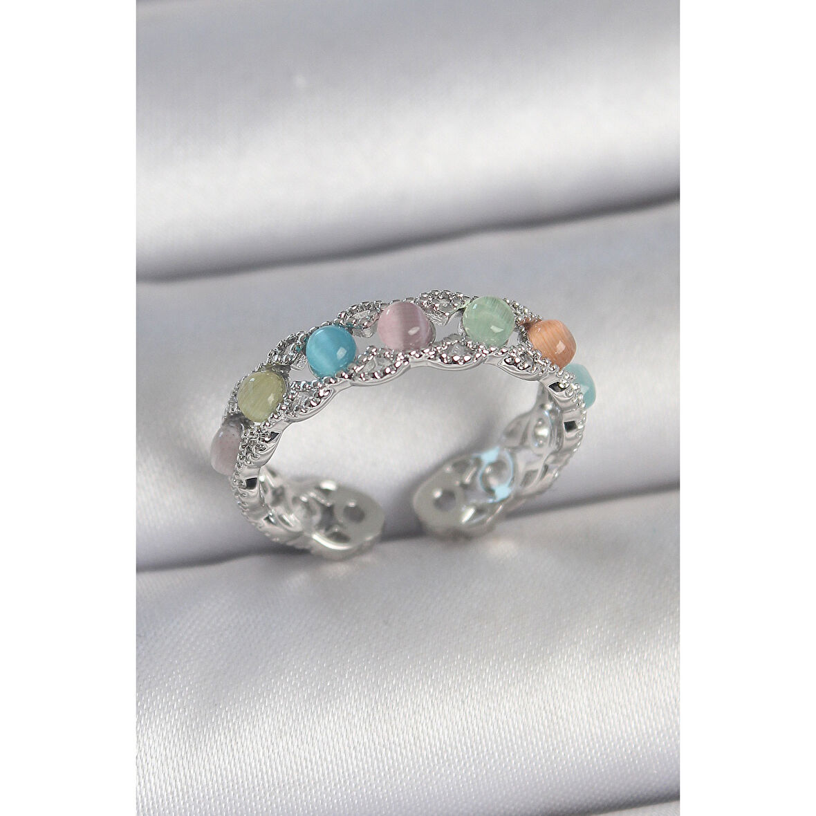 Pirinç Gümüş Renk Renkli Mineli Ayarlanabilir Kadın Yüzük