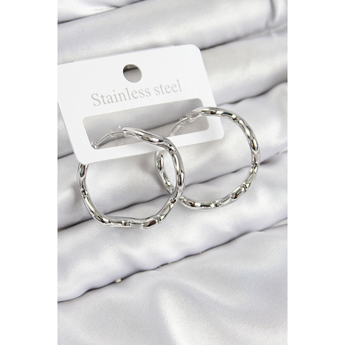 Pirinç Halka Model Gümüş Renk Kadın Küpe