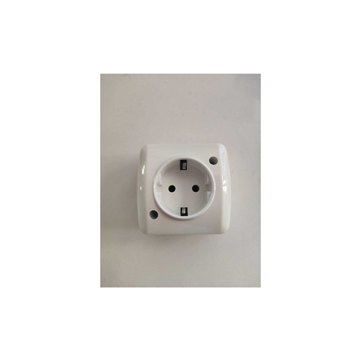 4 Adet Alsu Sıva Üstü Beyaz Topraklı Priz