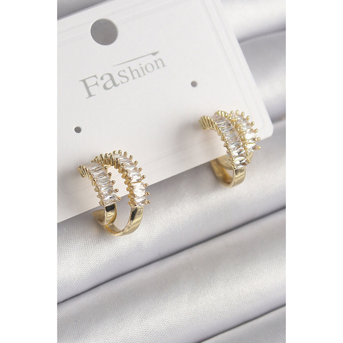 Pirinç Gold Renk 2'Li Zirkon Taşlı Halka Model Kadın Küpe