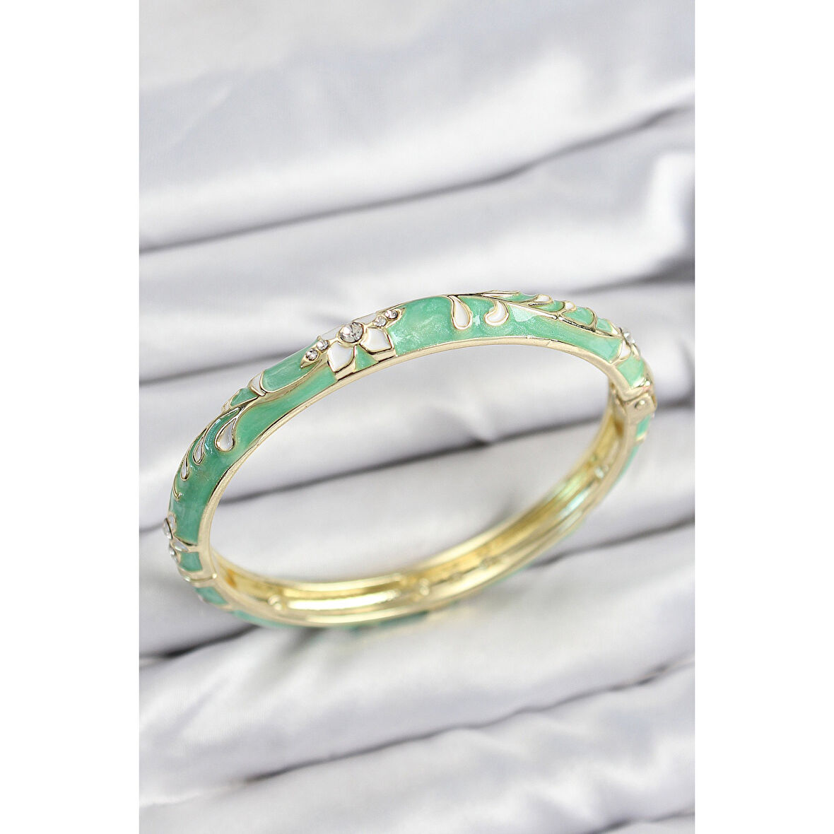 Mineli Pirinç Zirkon Taşlı Yeşil Çiçek Motifli Gold Kadın Kelepçe