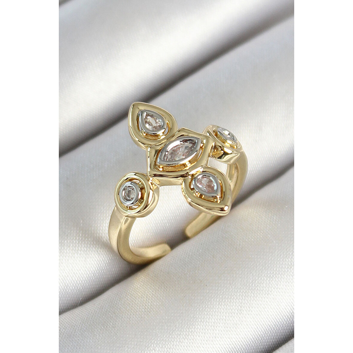 Pirinç Beş Taş Trend Figür Zirkon Taşlı Gold Renk Ayarlanabilir Kadın Yüzük