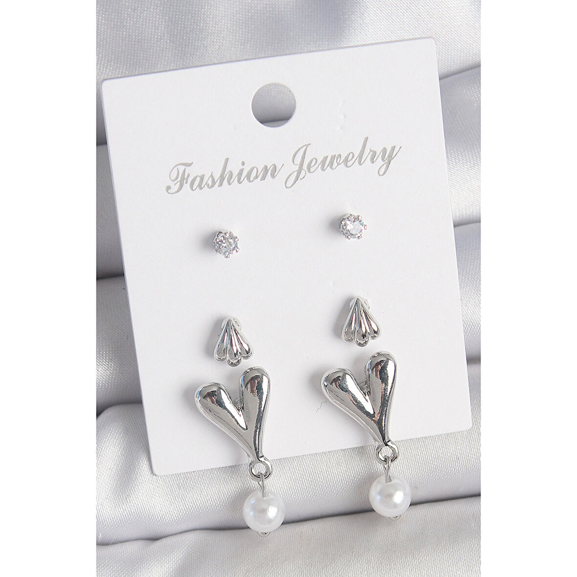 Pirinç Gümüş Renk Zirkon Taşlı Sallantılı Kalp Model 3 Çift Kadın Küpe Seti