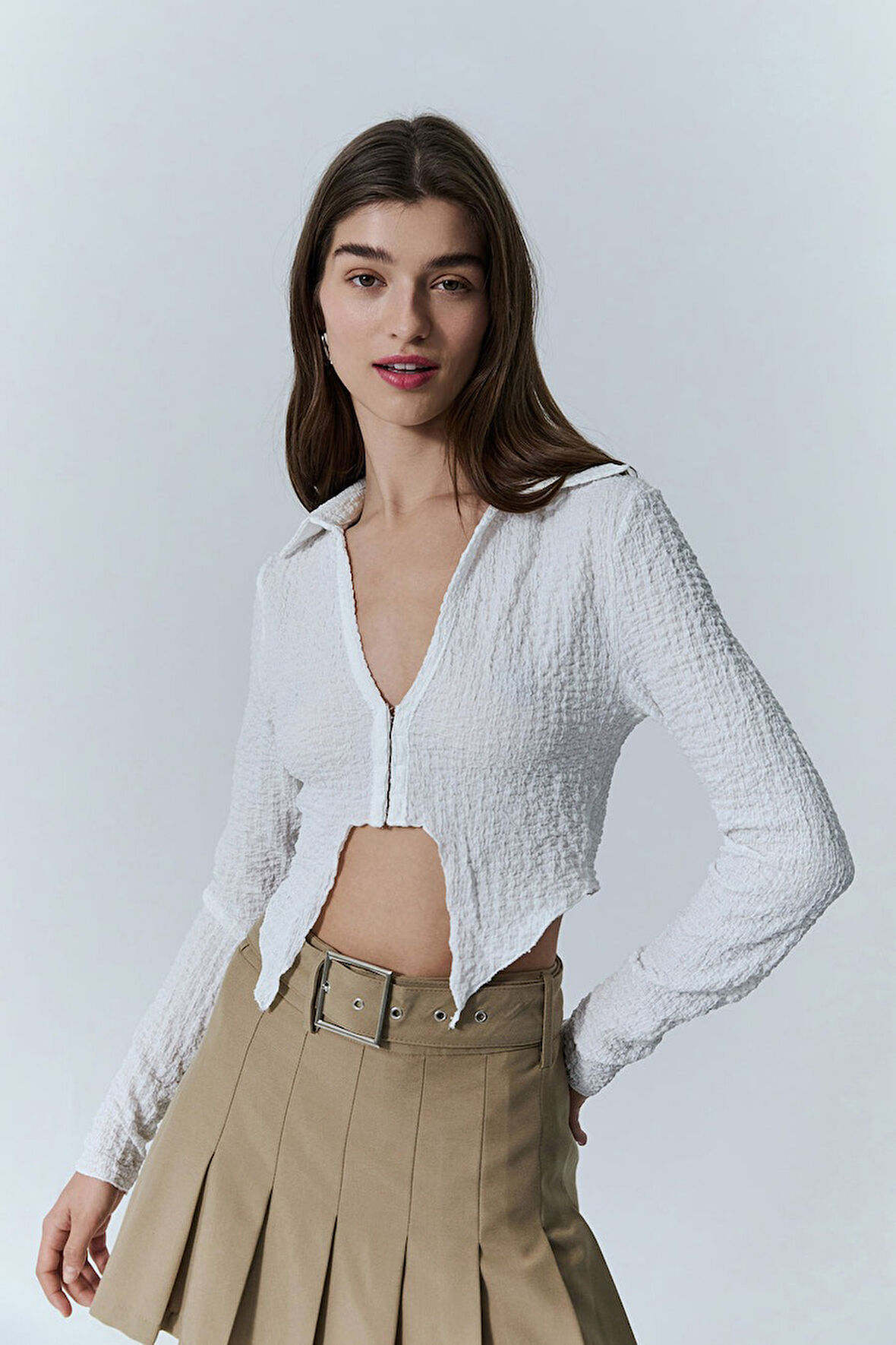 Quzu Bağlama Detaylı Crop Bluz