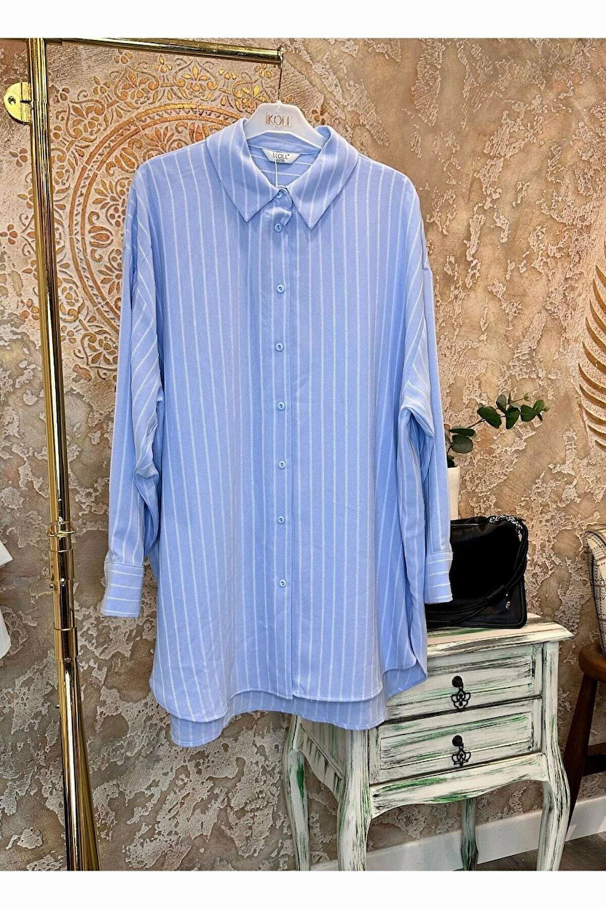 Quzu Oversize Kadın Gömlek 25YGML00477