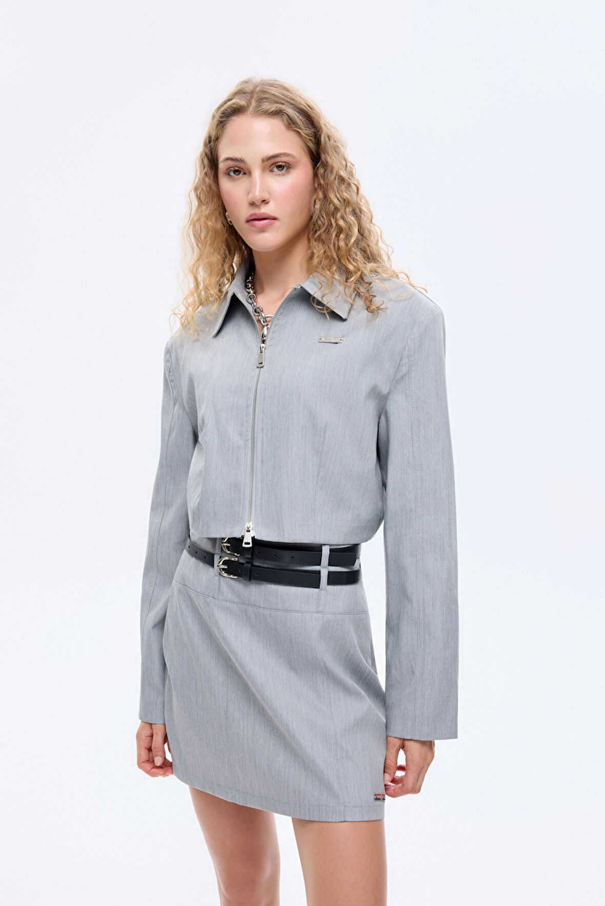 Gömlek Yaka Fermuarlı Kısa Ceket Gri