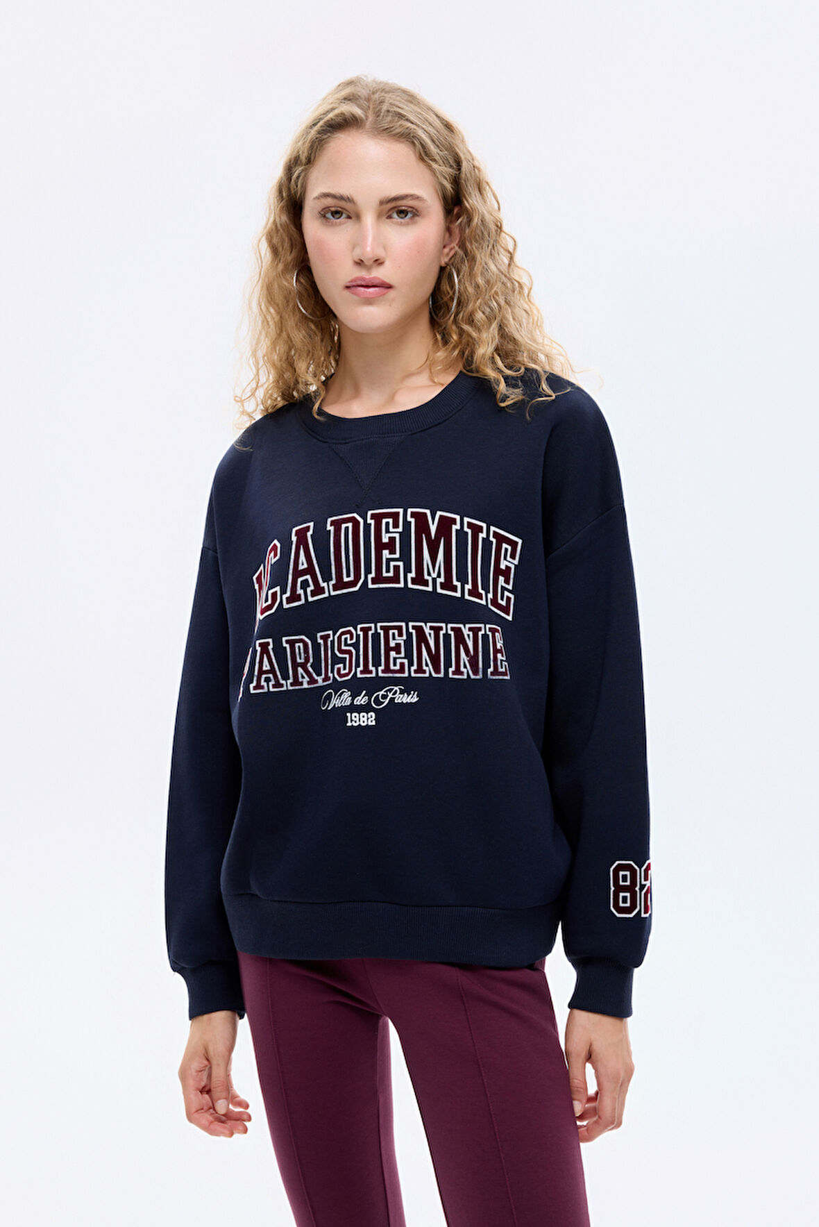 Yazı Baskılı Nakış İşlemeli Oversize Sweatshirt Lacivert