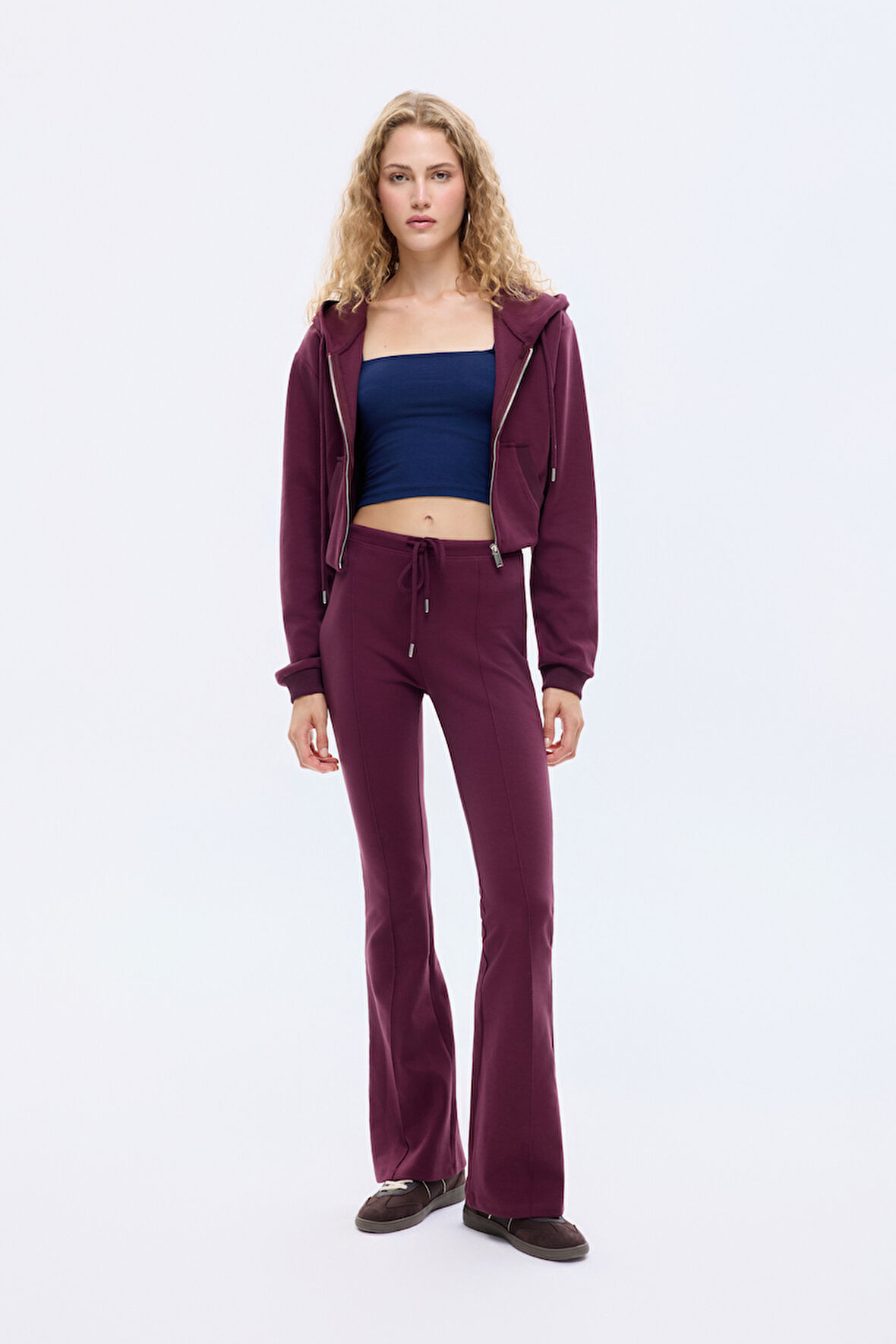 Beli Bağcıklı Dikiş Detaylı İspanyol Paça Pantolon Bordo