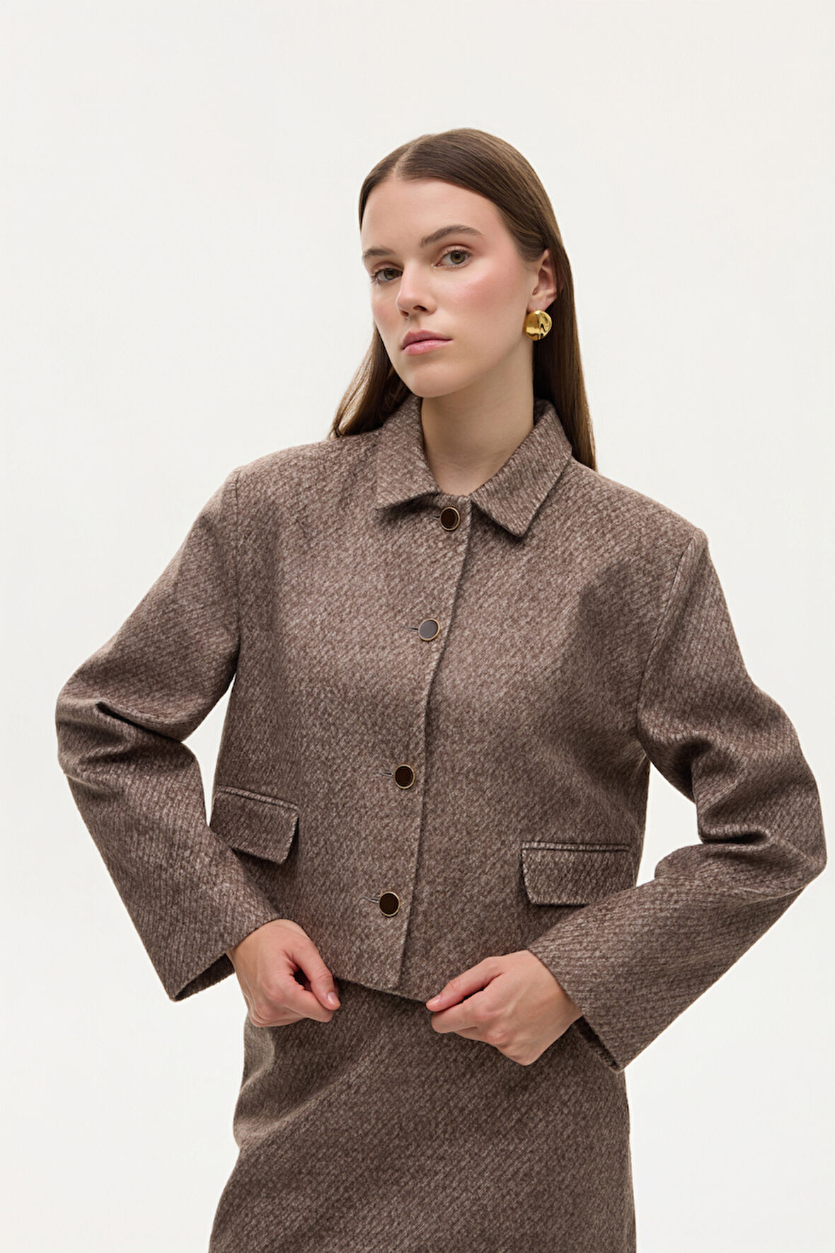 Dokulu Kapak Cepli Düğmeli Ceket Kahverengi