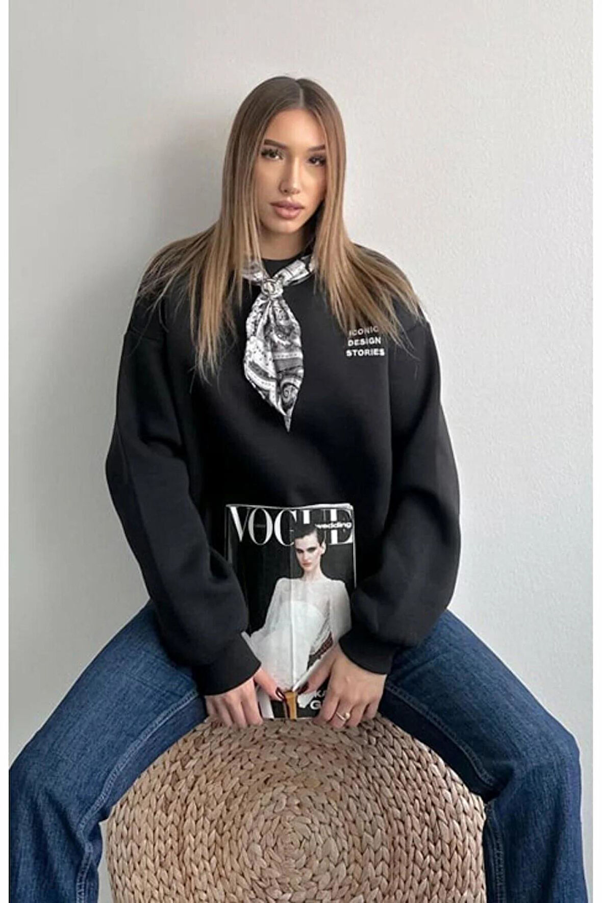 Quzu Fular Detaylı Kadın Sweatshirt