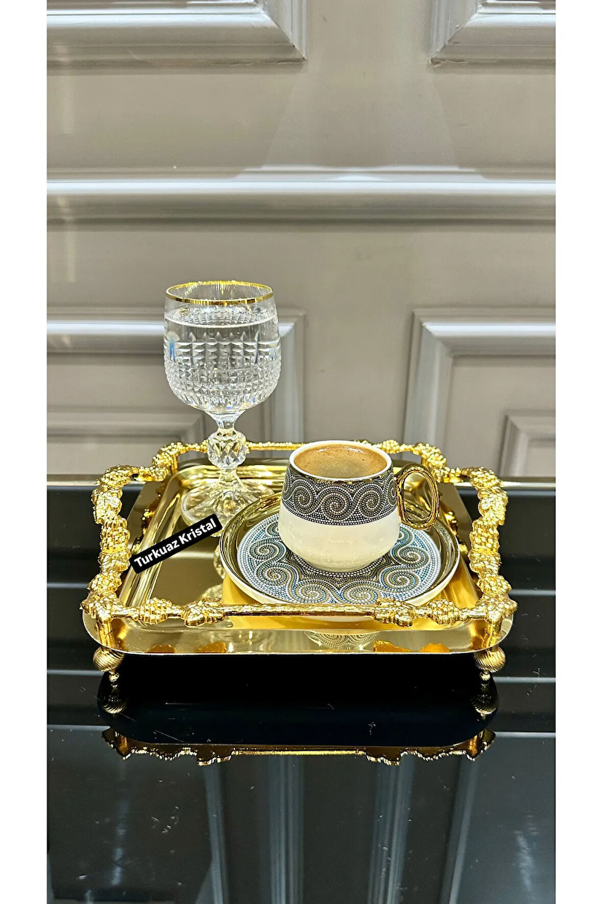 2 Adet Tek Kişilik Metal Gold Döküm Çay Kahve Sunum Tepsisi