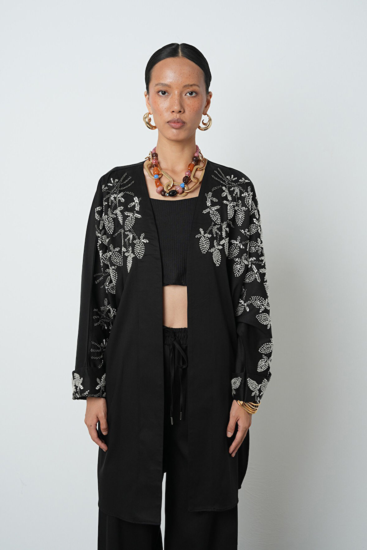 Kadın Yakası Ve Kolları Boncuk İşlemeli Oversize Uzun Kimono