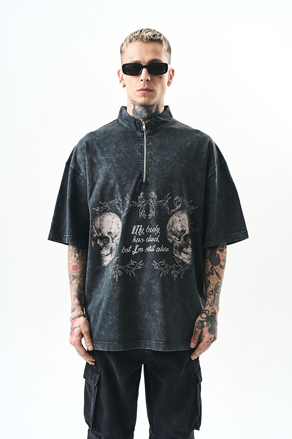 Erkek Still Alive Baskılı Yarım Fermuarlı Yıkamalı Oversize T-Shirt Siyah