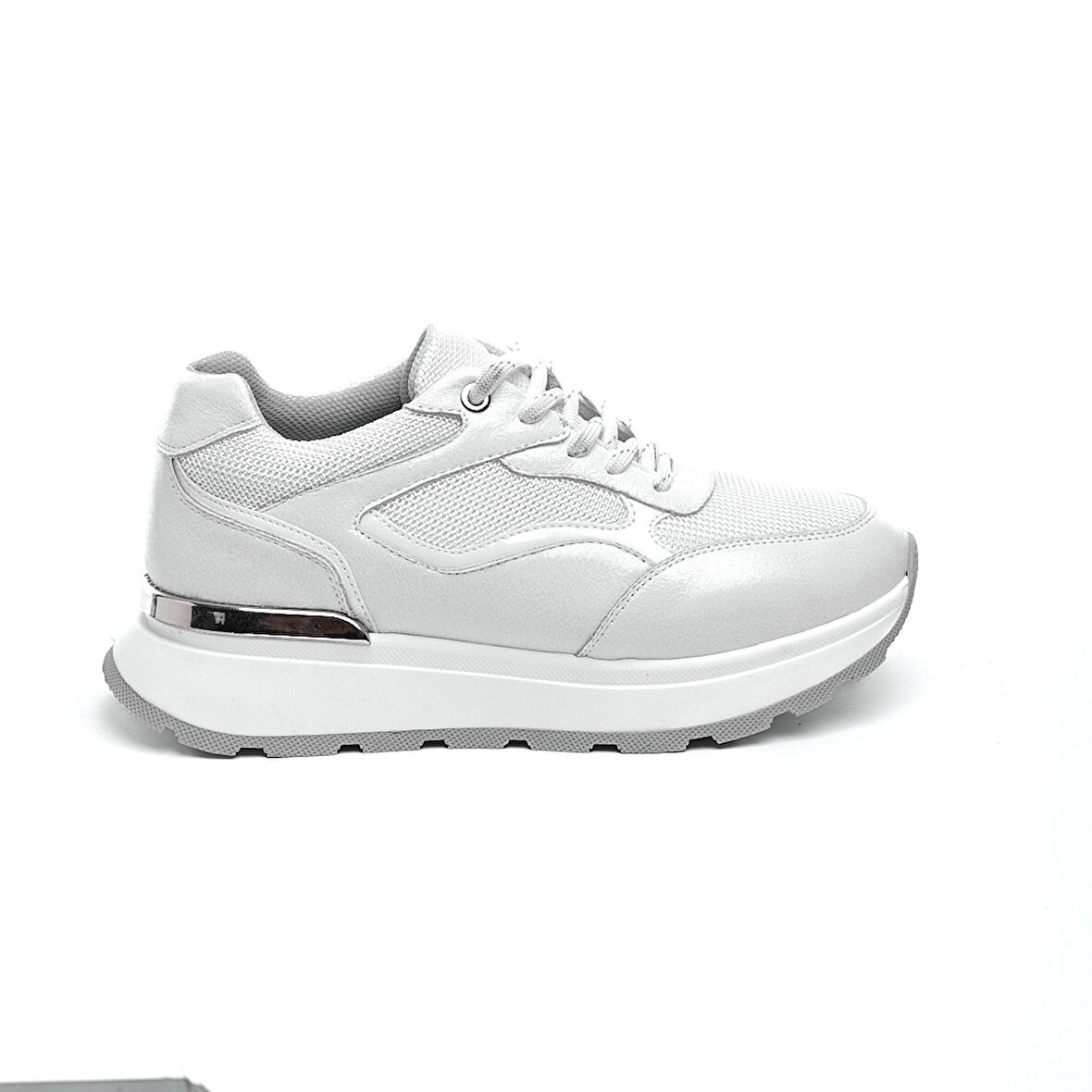 Bağcıklı Yüksek Taban Kadın Sneaker