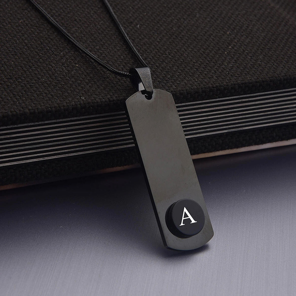 Success Harfli Siyah Erkek Çelik Kolye Takı Kişiye Özel Hediyelik Aksesuar