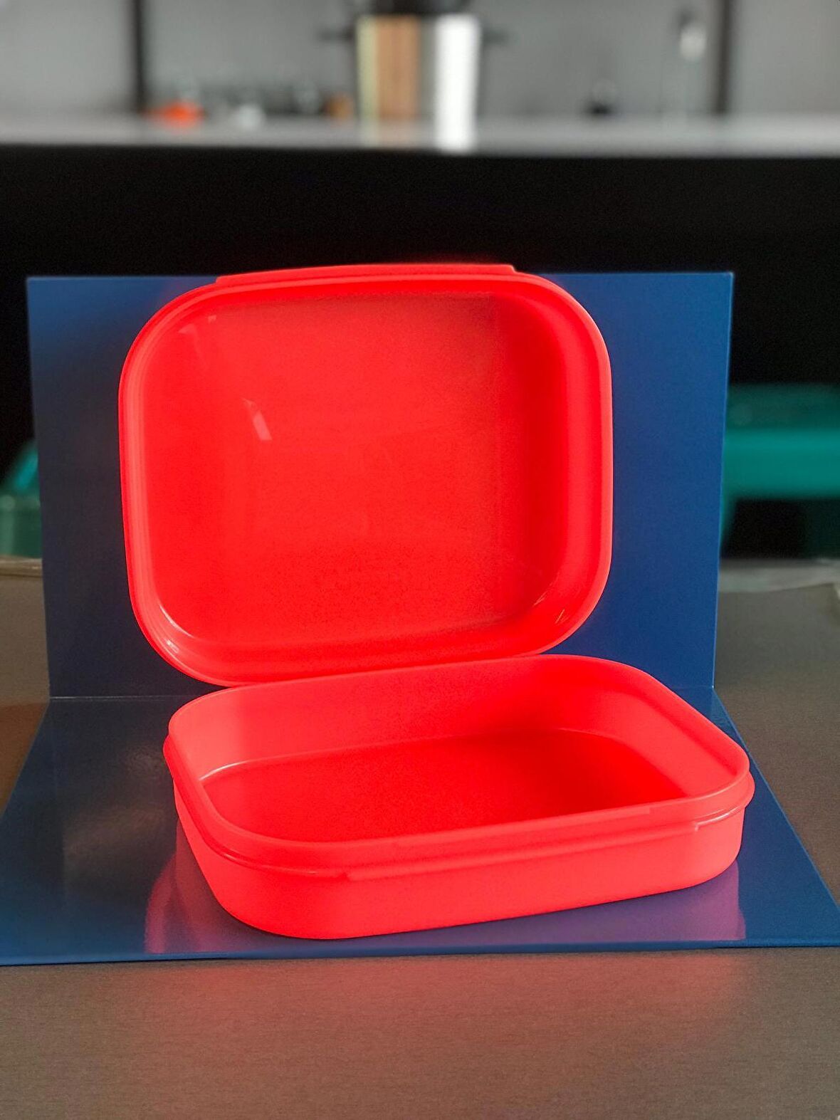 Tupperware Tek Bölmeli Beslenme Kutusu, Saklama Kabı